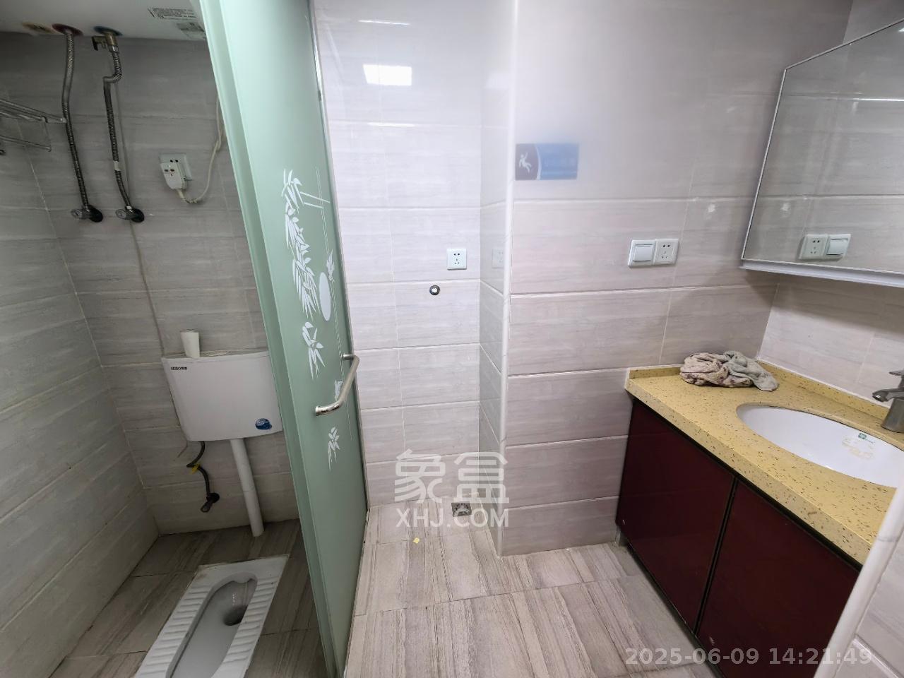 高升时代广场(冠铭商务中心) 1室1厅1卫 1400.0元/月 高升时代广场(冠铭商务中心) 1室1厅1卫 1400.0元/月室内图