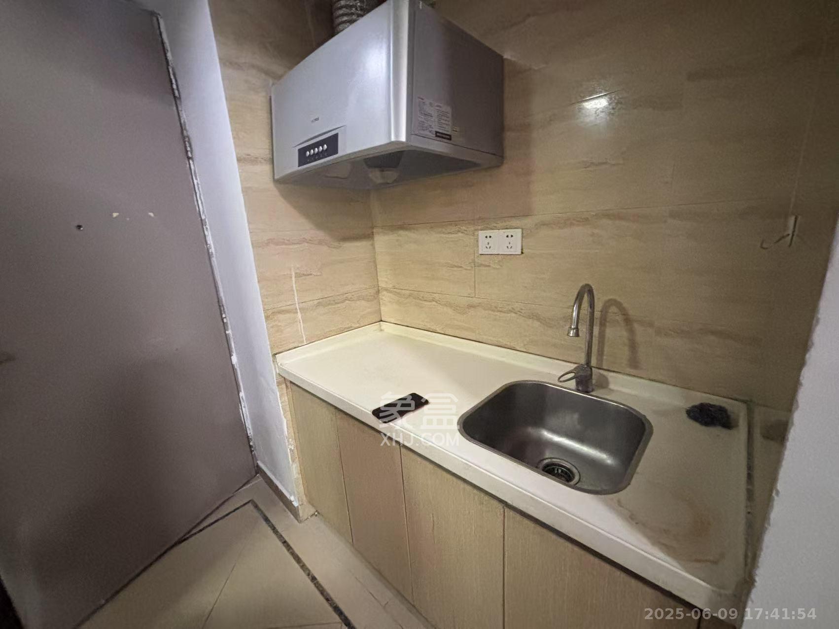 万科城市花园 0室1厅1卫 1100.0元/月 万科城市花园 0室1厅1卫 1100.0元/月室内图