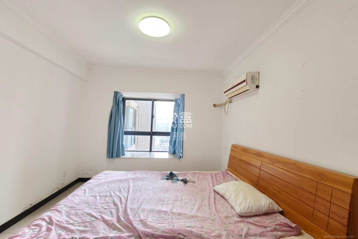 曙光领峰(曙光家园)  3室1厅1卫    2900.0元/月 曙光领峰(曙光家园)  3室1厅1卫    2900.0元/月室内图