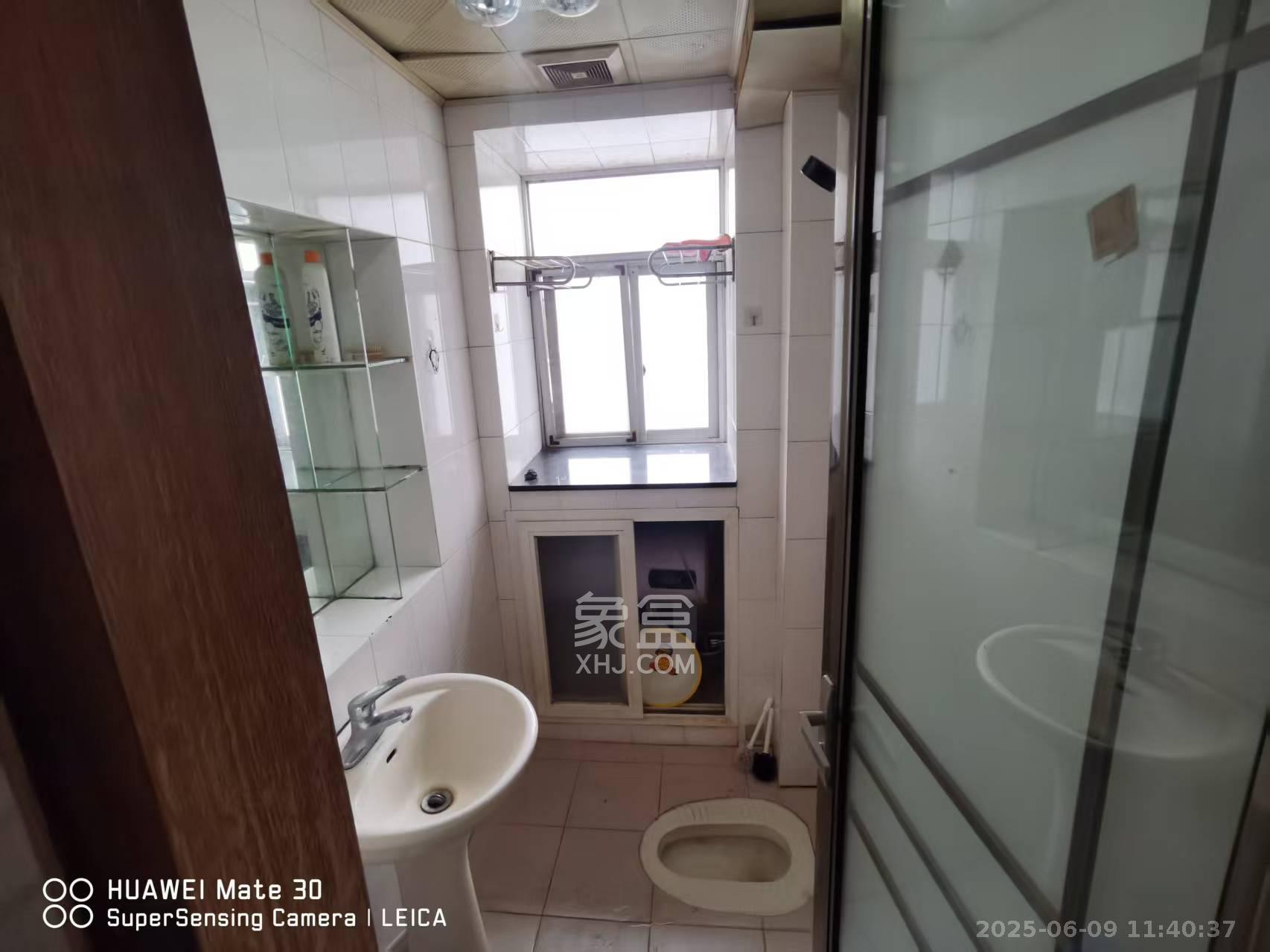 曙光路口建行宿舍 2室1厅1卫 1600.0元/月 曙光路口建行宿舍 2室1厅1卫 1600.0元/月室内图