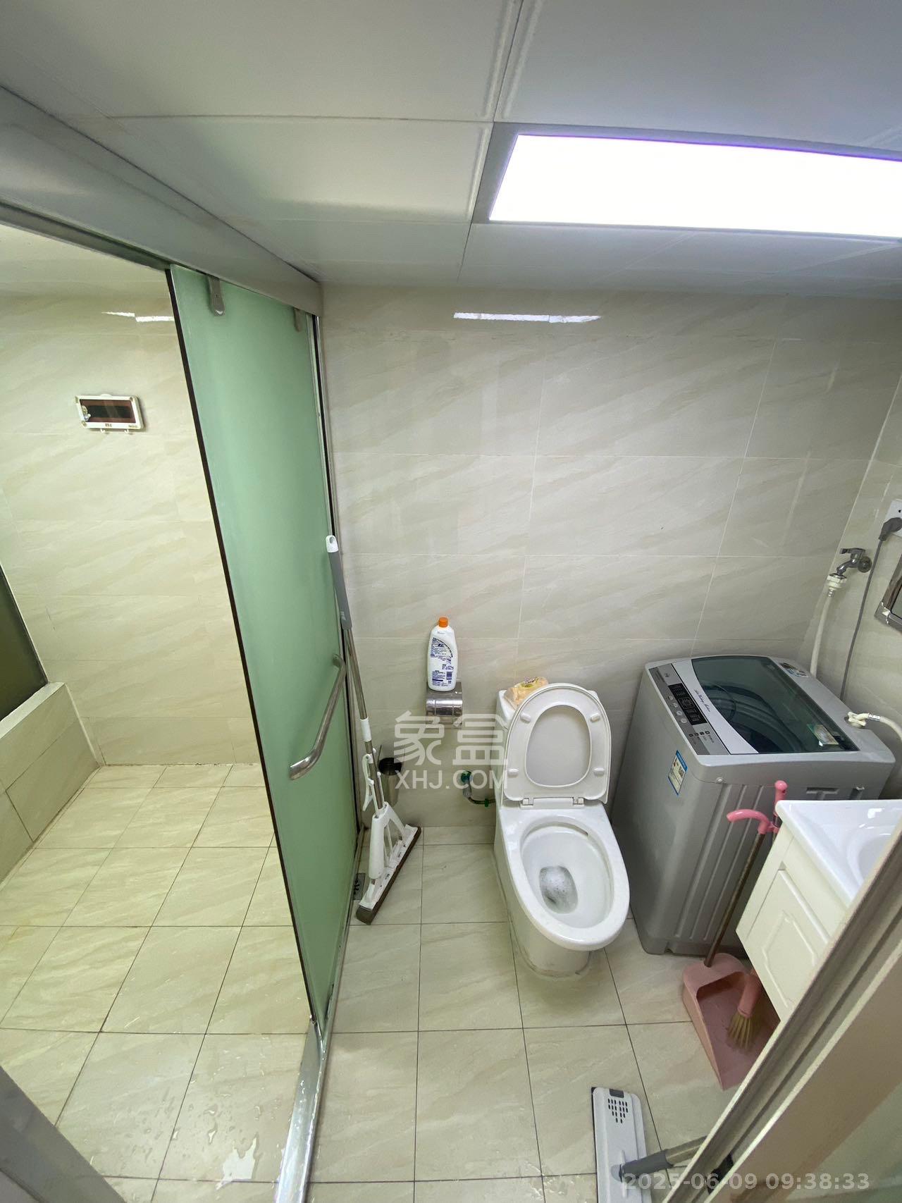 洋湖时代 1室1厅1卫 1600.0元/月 洋湖时代 1室1厅1卫 1600.0元/月室内图