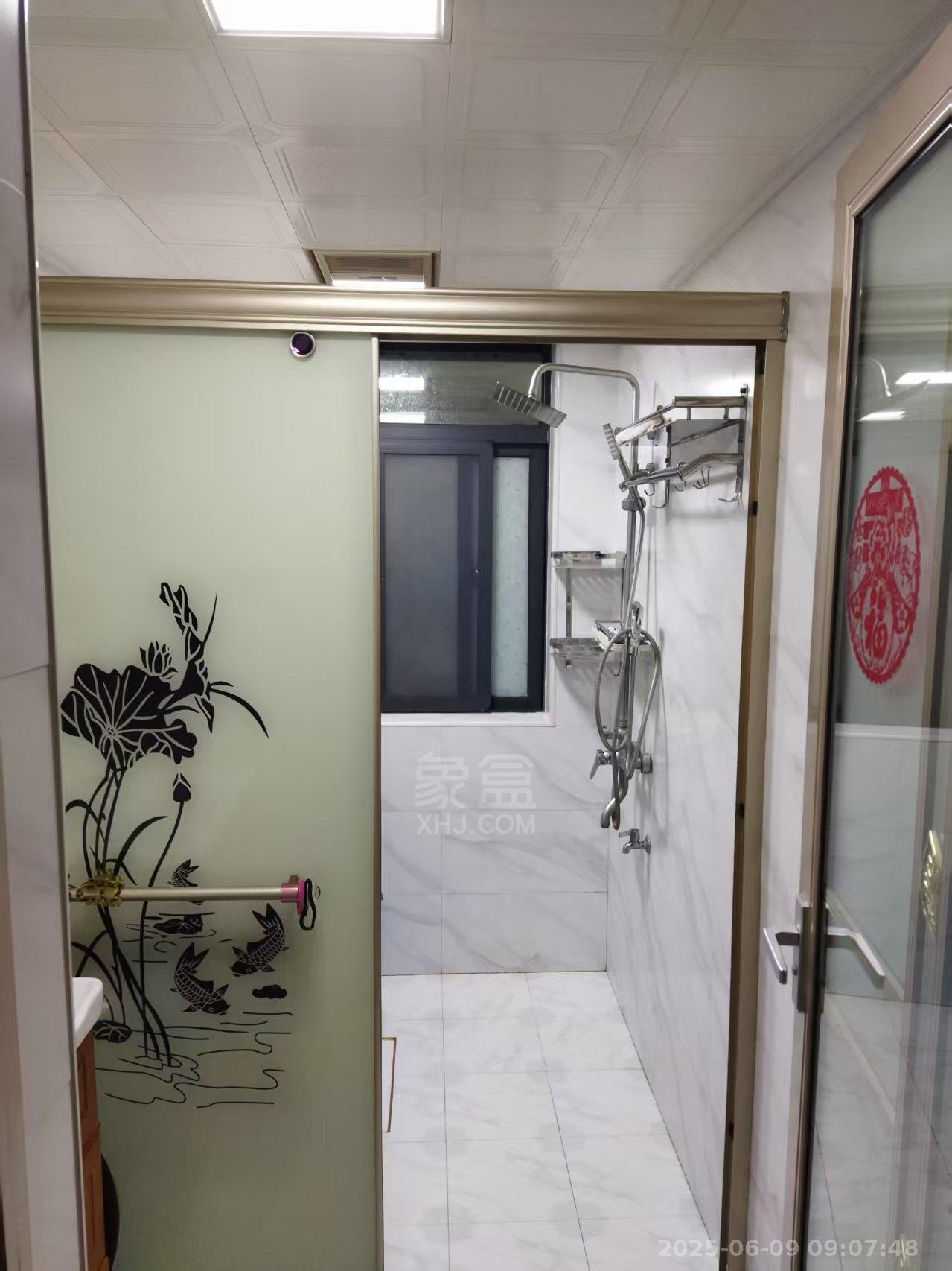 武广国际学苑 3室2厅2卫 2000.0元/月 武广国际学苑 3室2厅2卫 2000.0元/月室内图