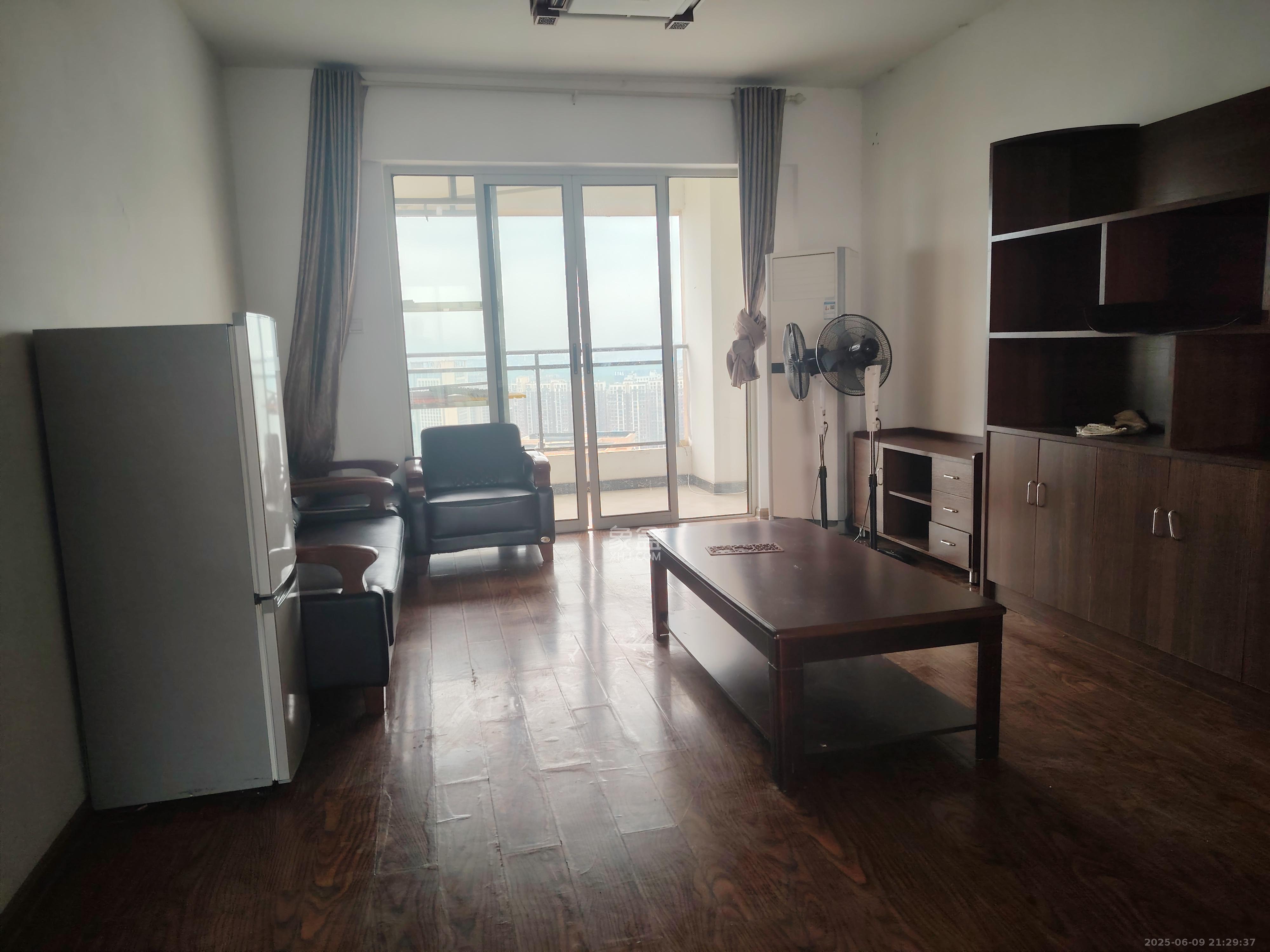 五矿万境水岸二期(五矿万境水岸和苑) 3室2厅2卫 2680.0元/月 五矿万境水岸二期(五矿万境水岸和苑) 3室2厅2卫 2680.0元/月室内图