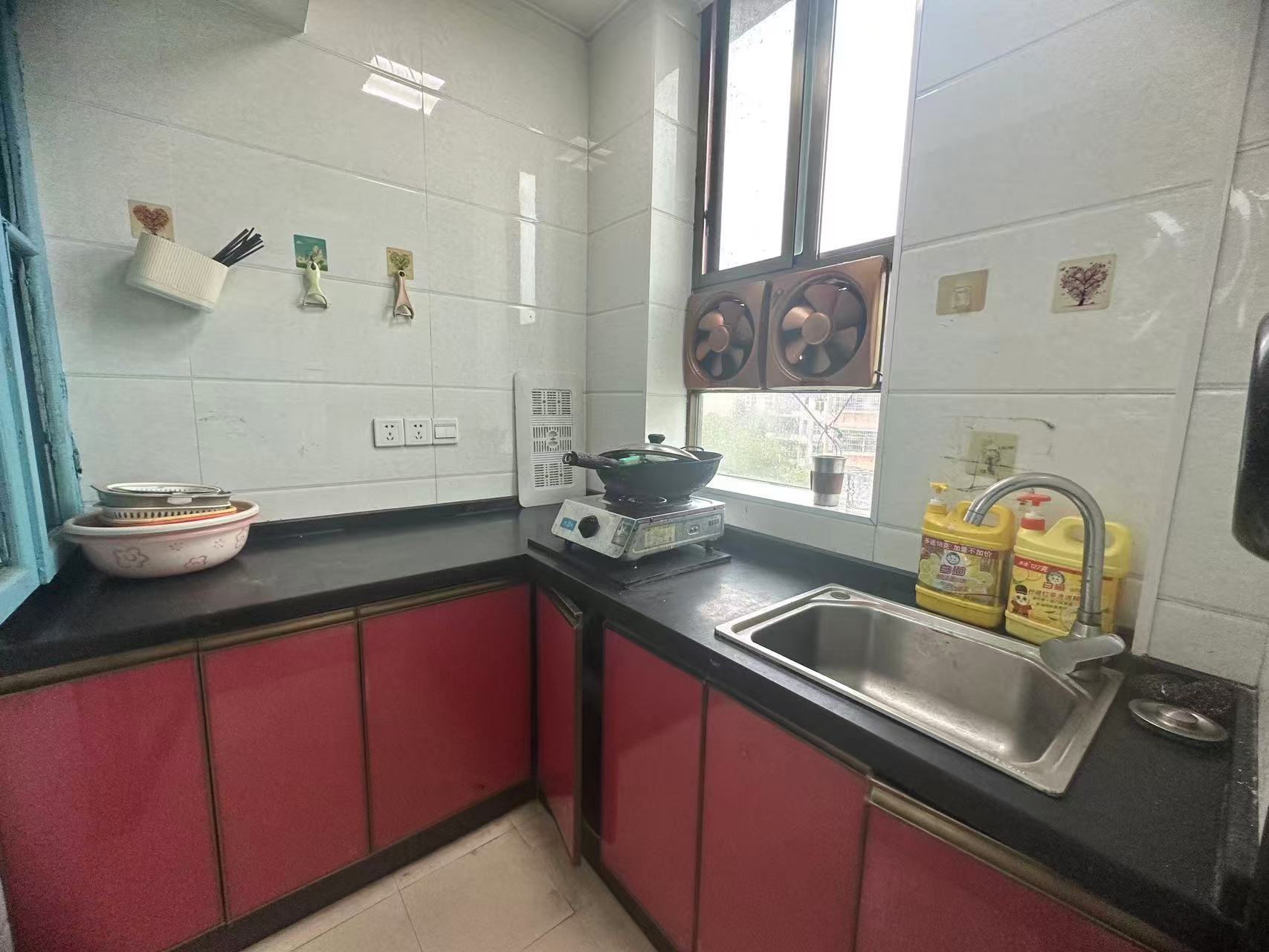 文昌阁社区(学府公寓) 2室2厅1卫 550.0元/月 文昌阁社区(学府公寓) 2室2厅1卫 550.0元/月室内图