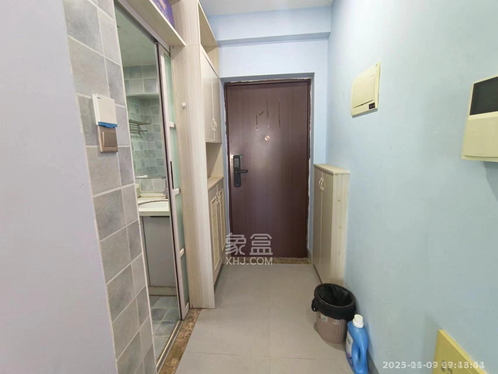 中建御山和苑  1室1厅1卫   1300.00元/月室内图