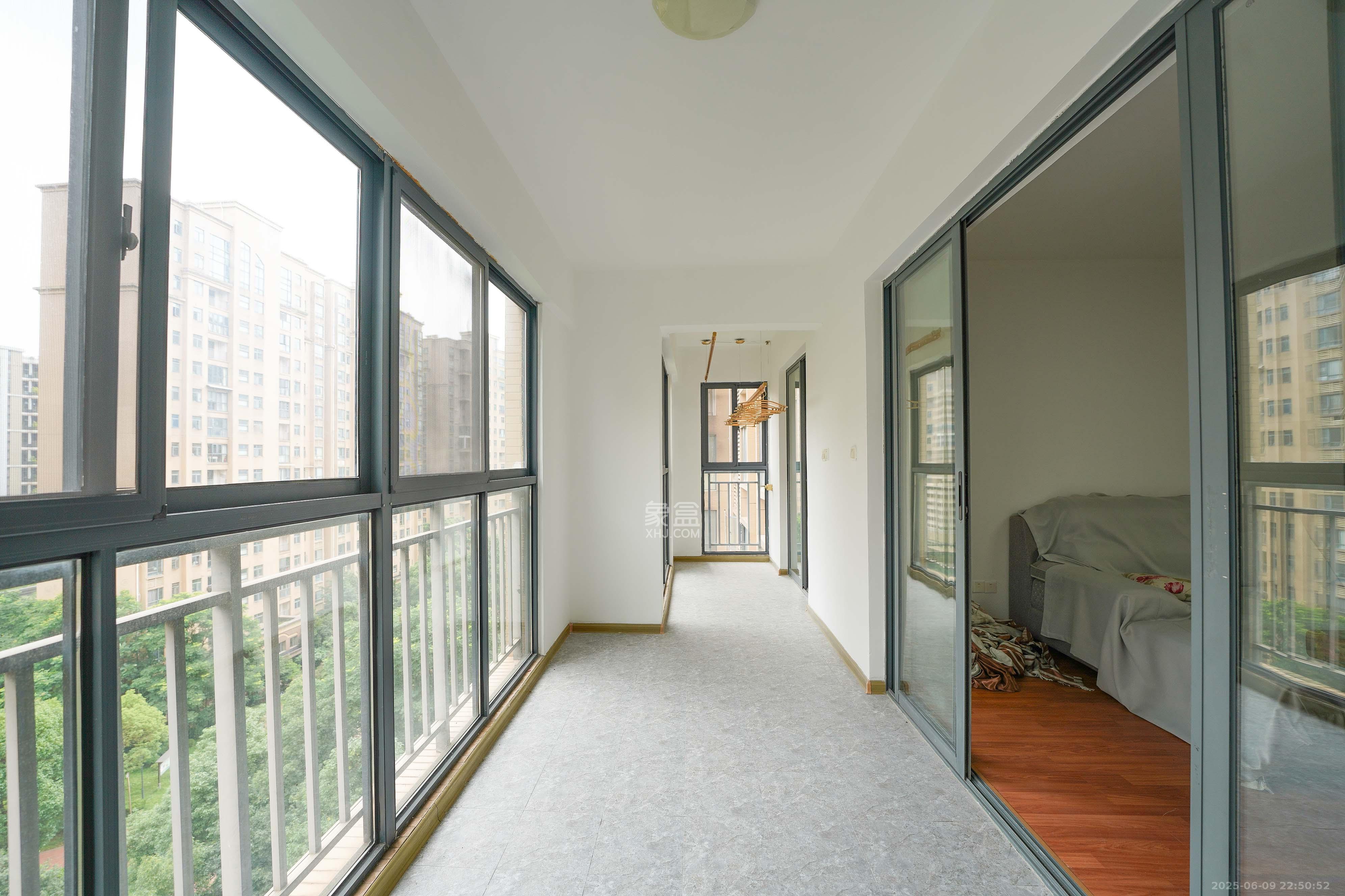 和美星城 5室2厅2卫 123.5万 和美星城 5室2厅2卫 123.5万阳台