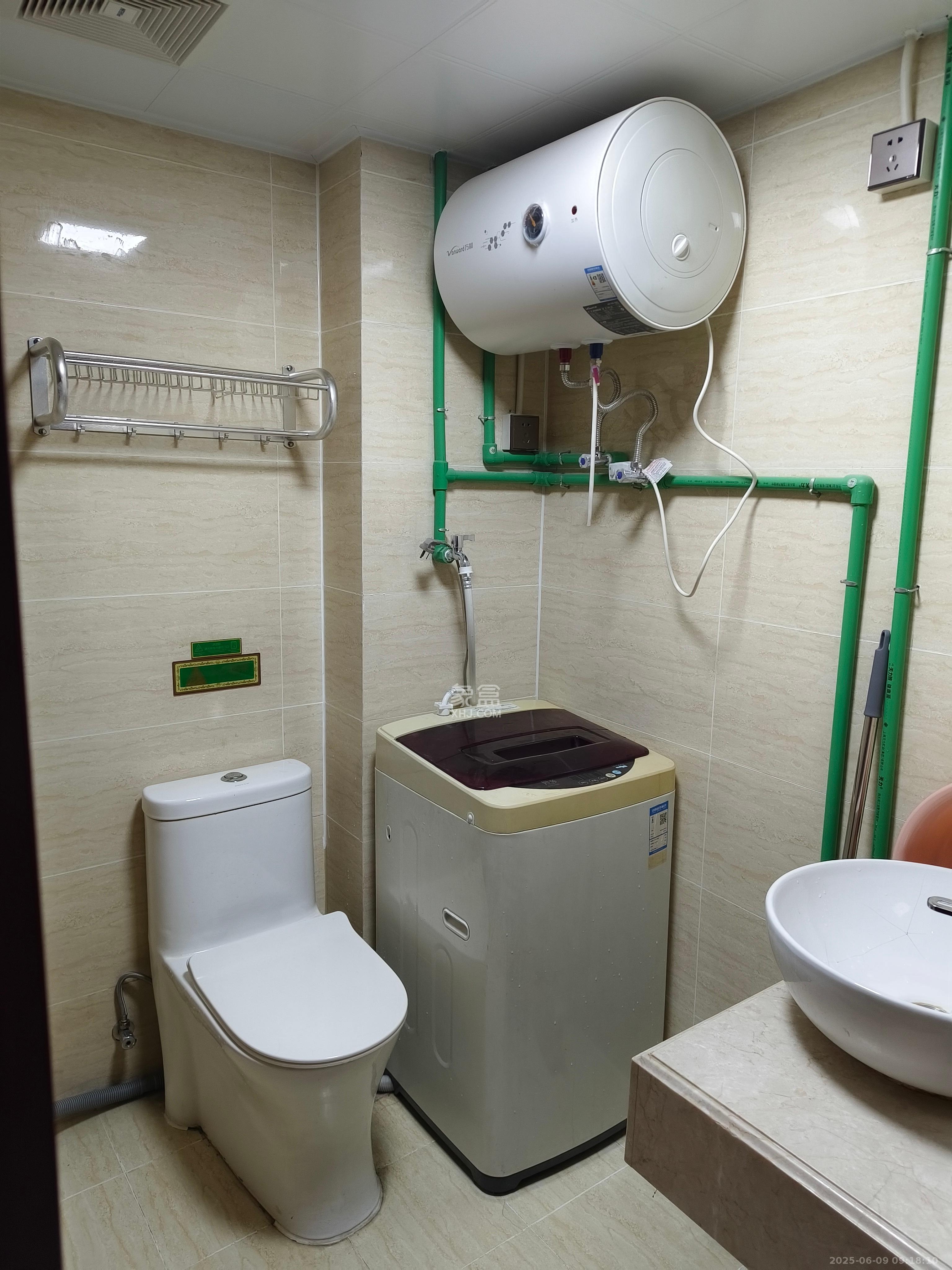 海德公园 1室1厅1卫 1200.0元/月 海德公园 1室1厅1卫 1200.0元/月室内图