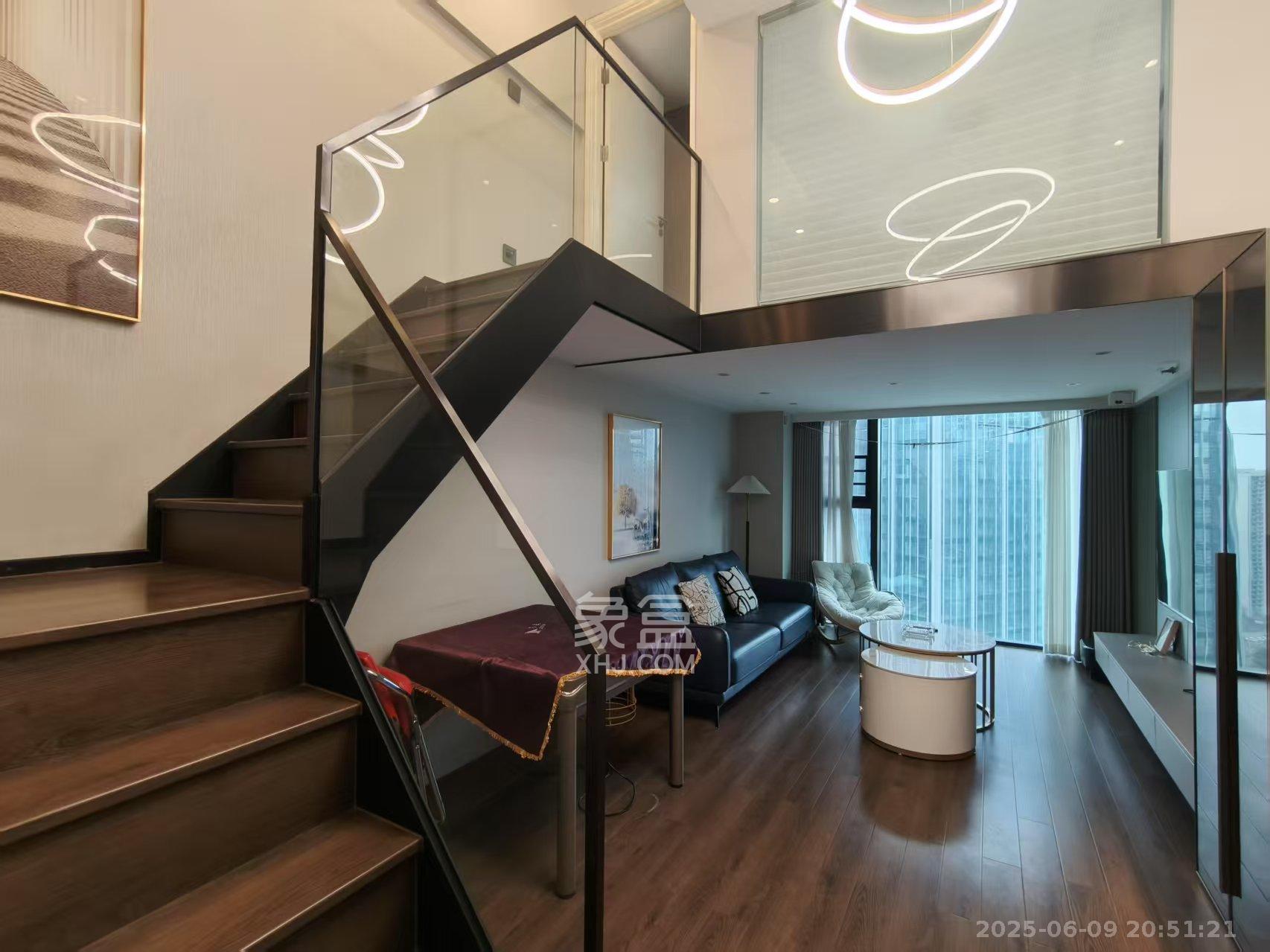 达美寰宇中心 2室2厅1卫 2800.0元/月 达美寰宇中心 2室2厅1卫 2800.0元/月室内图