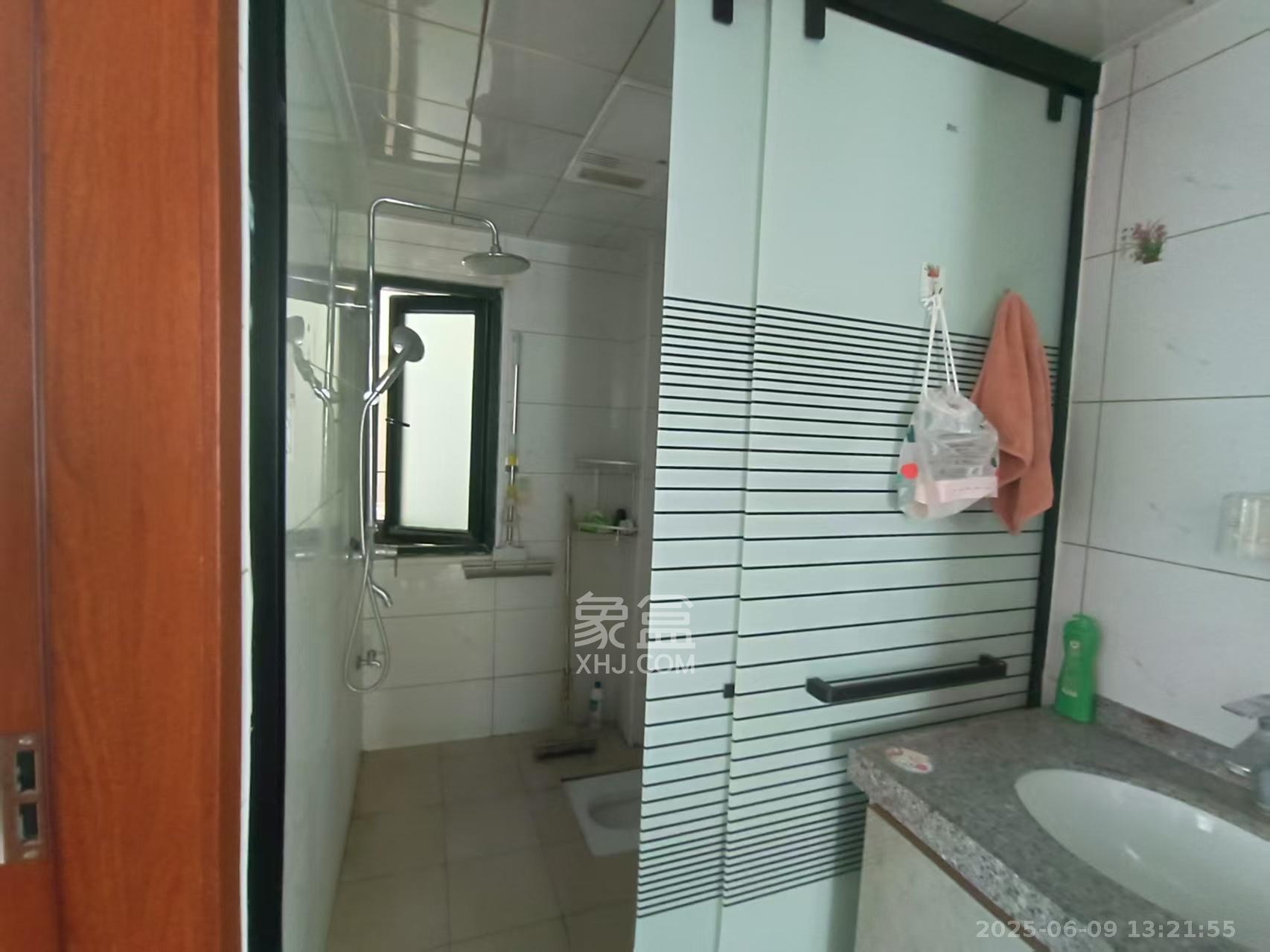 中悦领秀城 3室2厅1卫 1600.0元/月 中悦领秀城 3室2厅1卫 1600.0元/月室内图