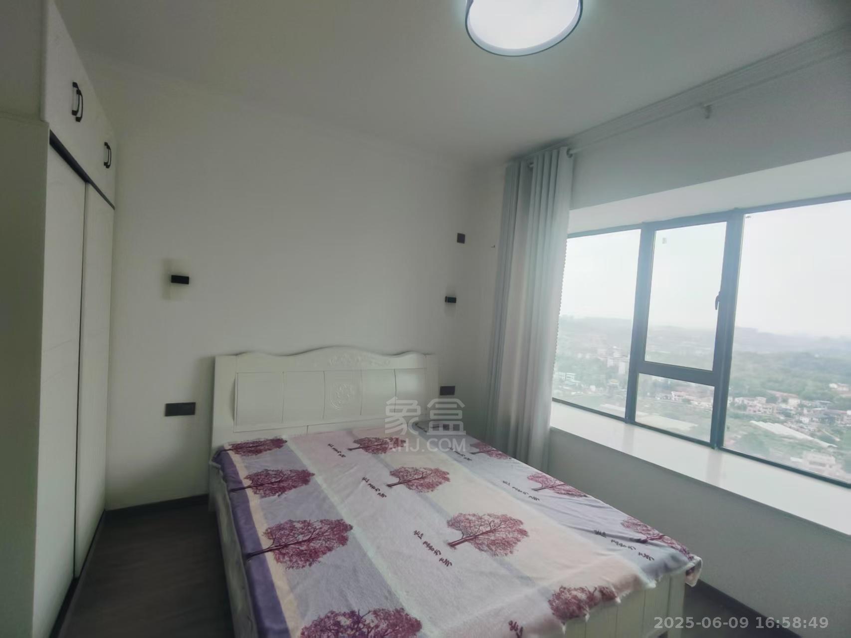 亿都新天地  3室2厅2卫    2000.0元/月 亿都新天地  3室2厅2卫    2000.0元/月室内图