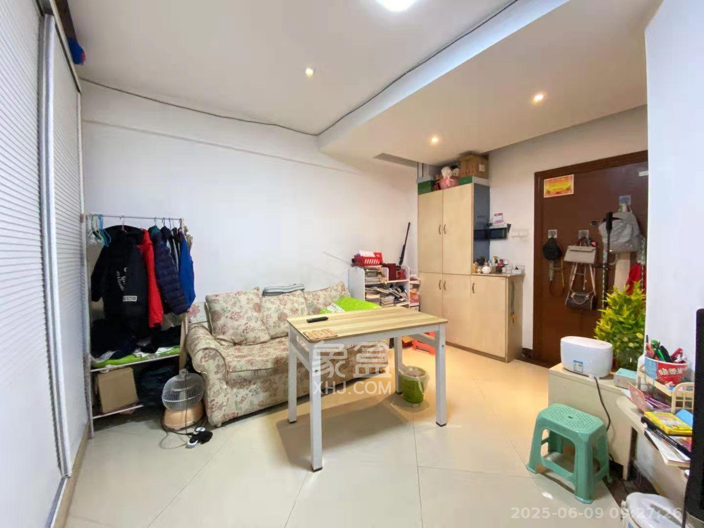 万博汇  1室1厅1卫   2300.00元/月室内图