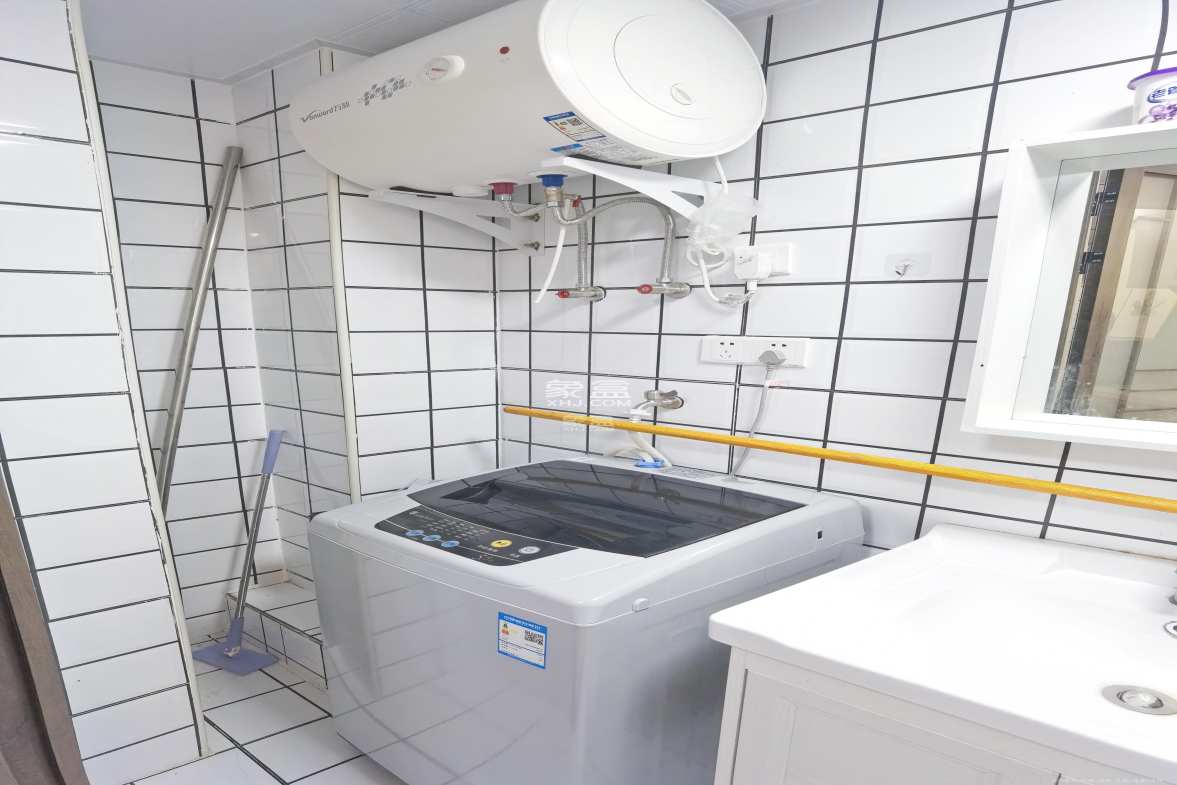 保利天禧EF区  1室0厅1卫    1700.0元/月 保利天禧EF区  1室0厅1卫    1700.0元/月室内图