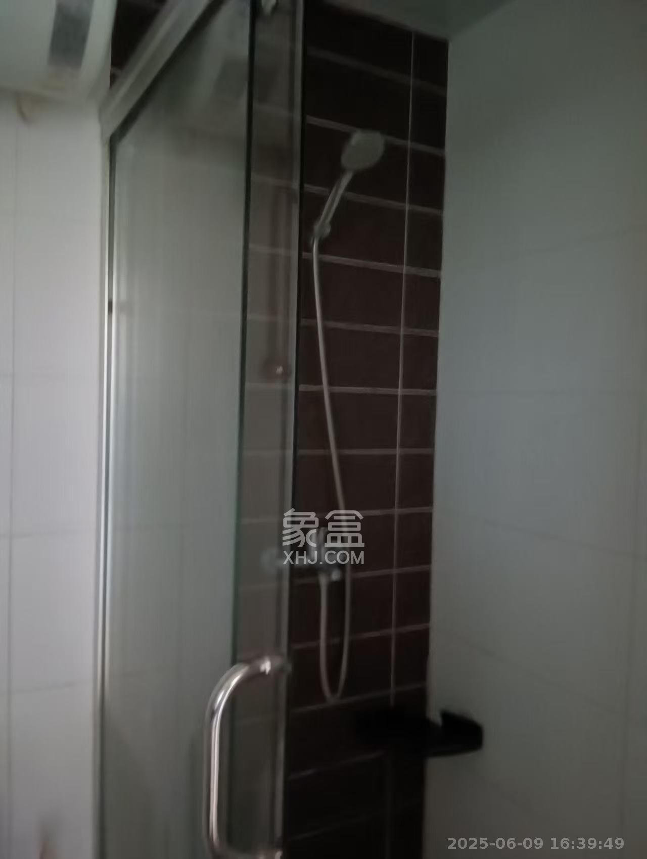 江山帝景哈佛  1室1厅1卫   1300.00元/月室内图