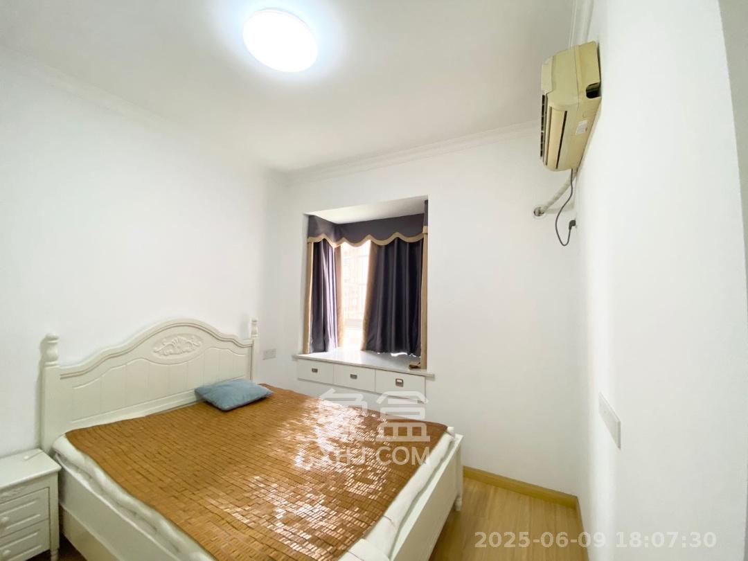 凯富南方鑫城 2室2厅1卫 2000.0元/月 凯富南方鑫城 2室2厅1卫 2000.0元/月室内图