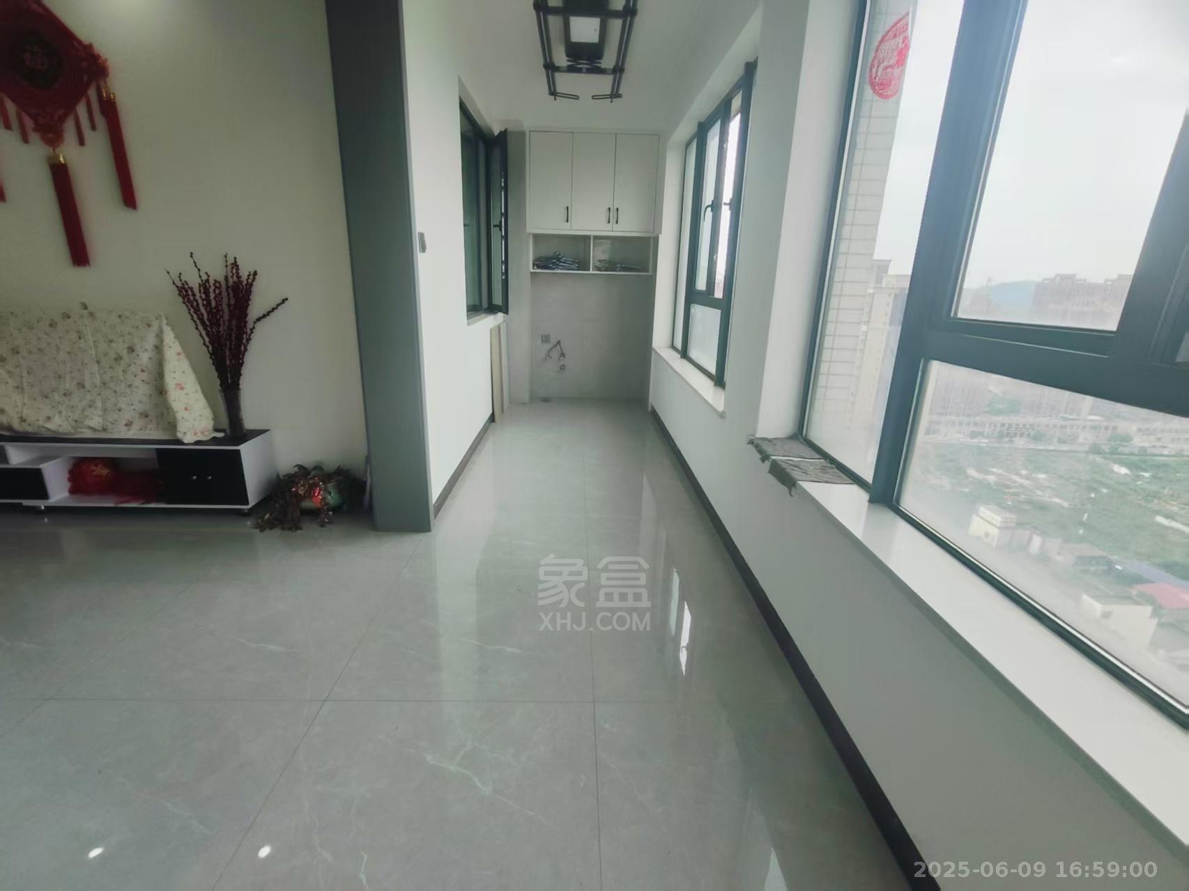 亿都新天地  3室2厅2卫    2000.0元/月 亿都新天地  3室2厅2卫    2000.0元/月室内图