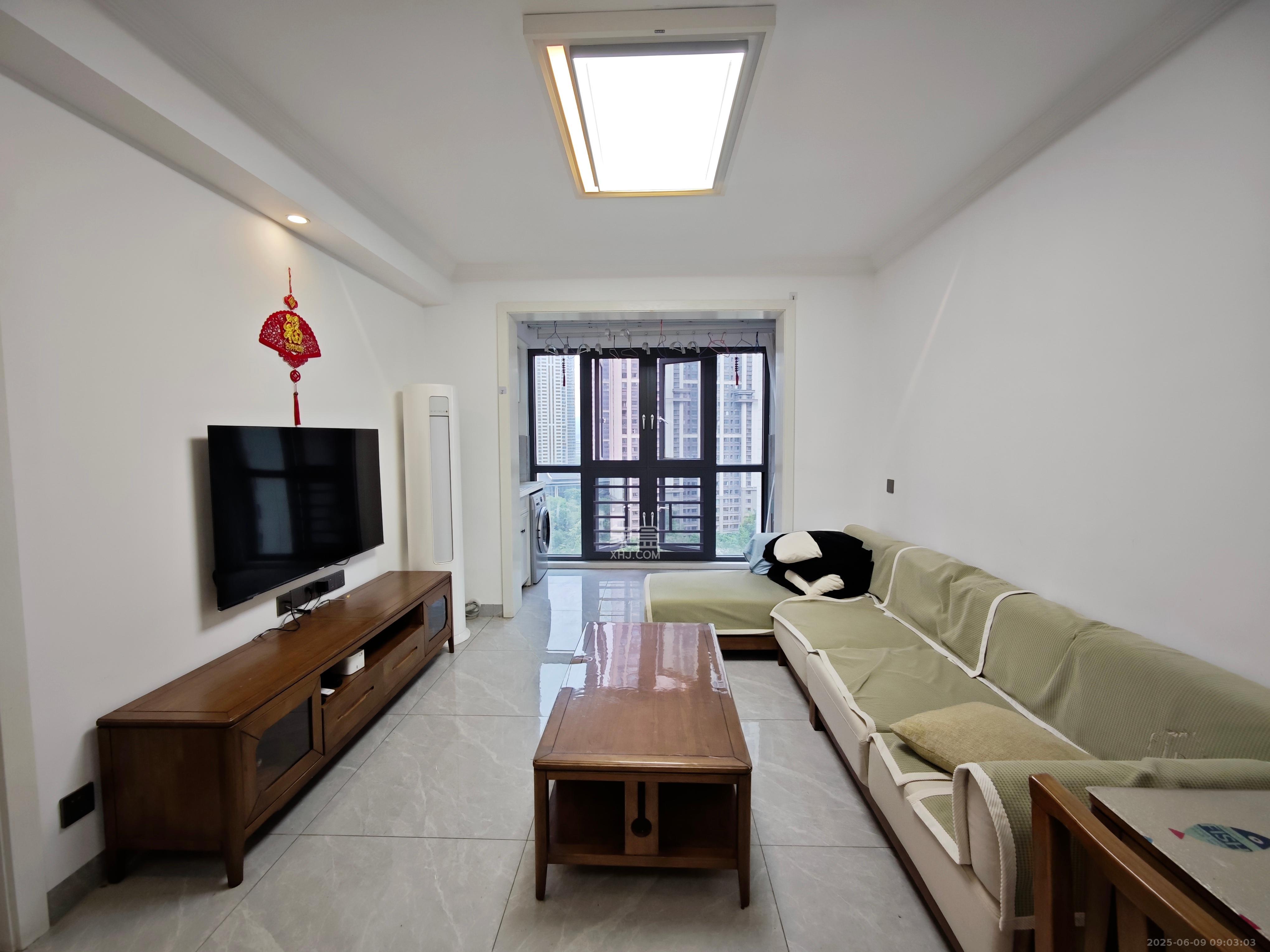中国铁建梅溪青秀二期  3室2厅2卫   3200.00元/月