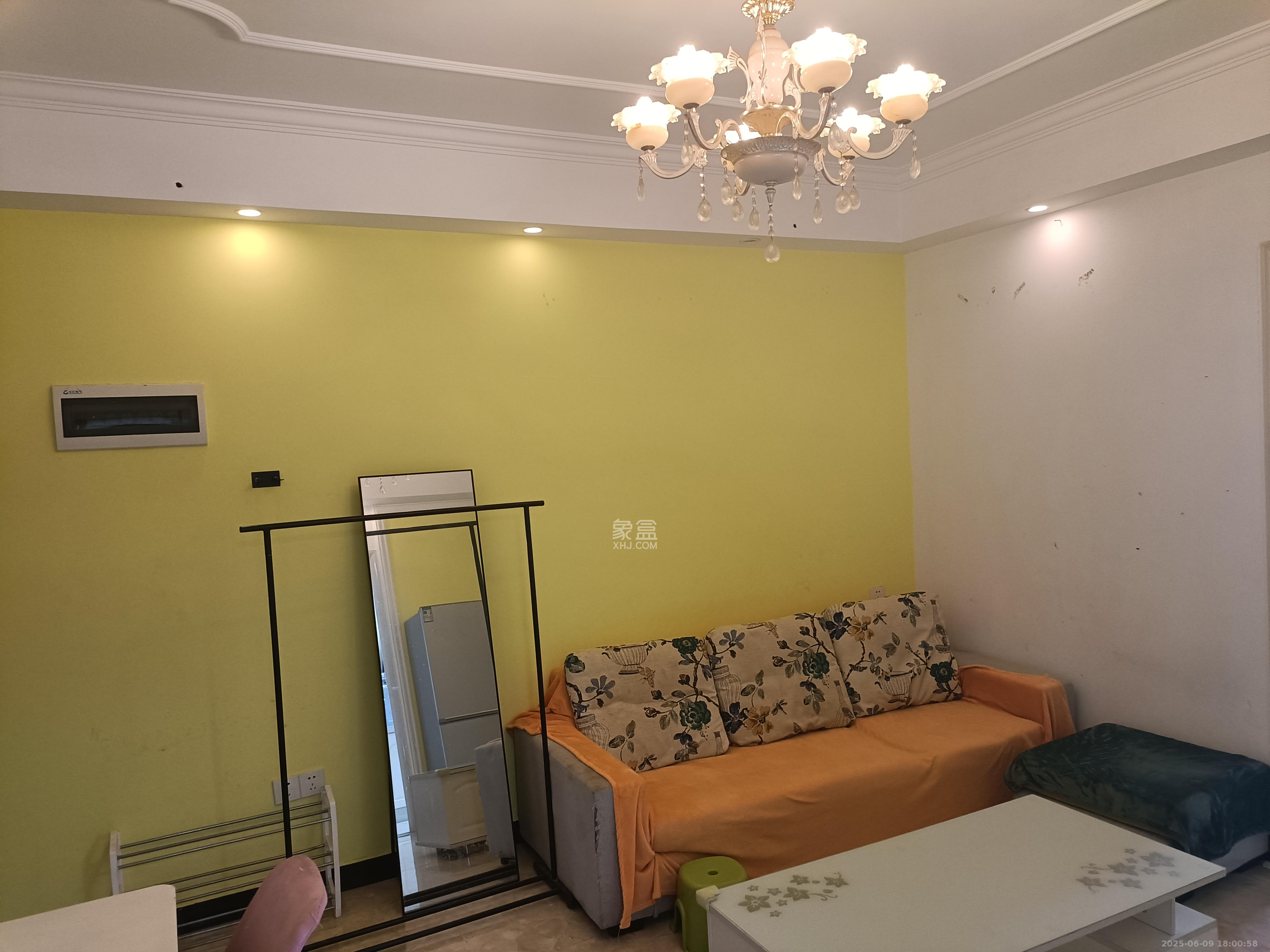 欧亚达国际广场 2室2厅1卫 2000.0元/月 欧亚达国际广场 2室2厅1卫 2000.0元/月室内图