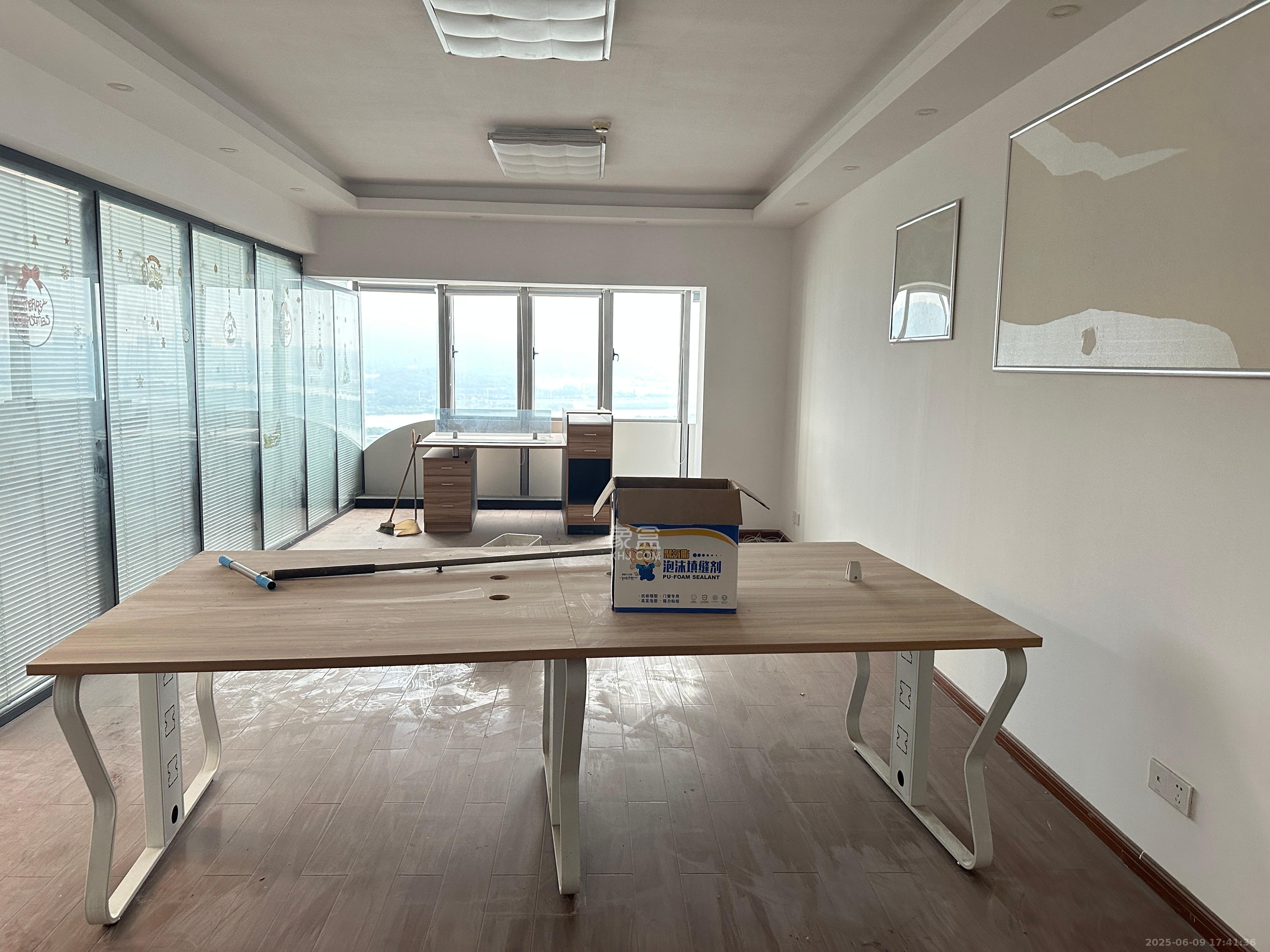 保利国际广场  1室1厅1卫    6000.0元/月室内图