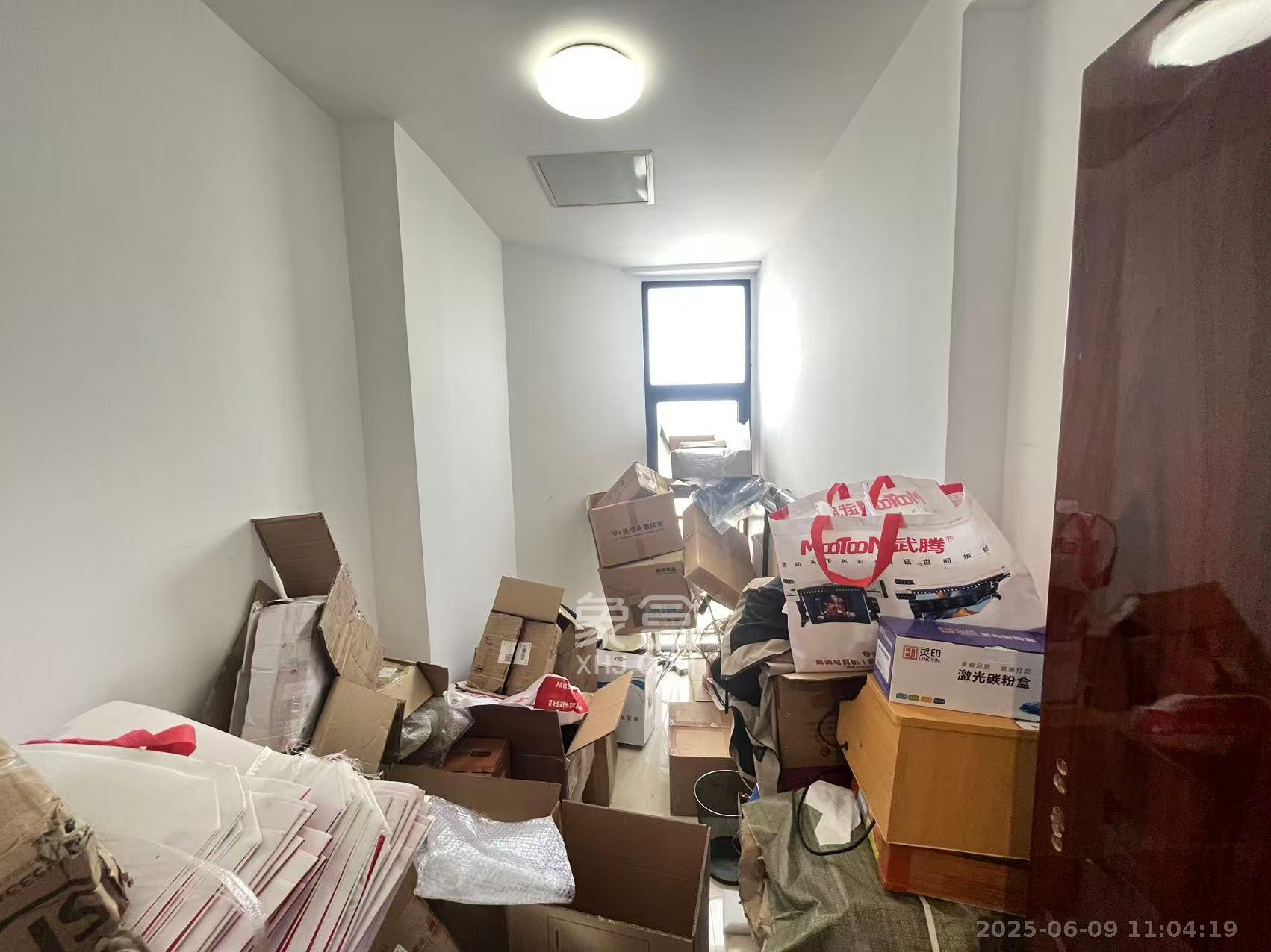 建安新商汇  3室2厅1卫   8500.00元/月室内图