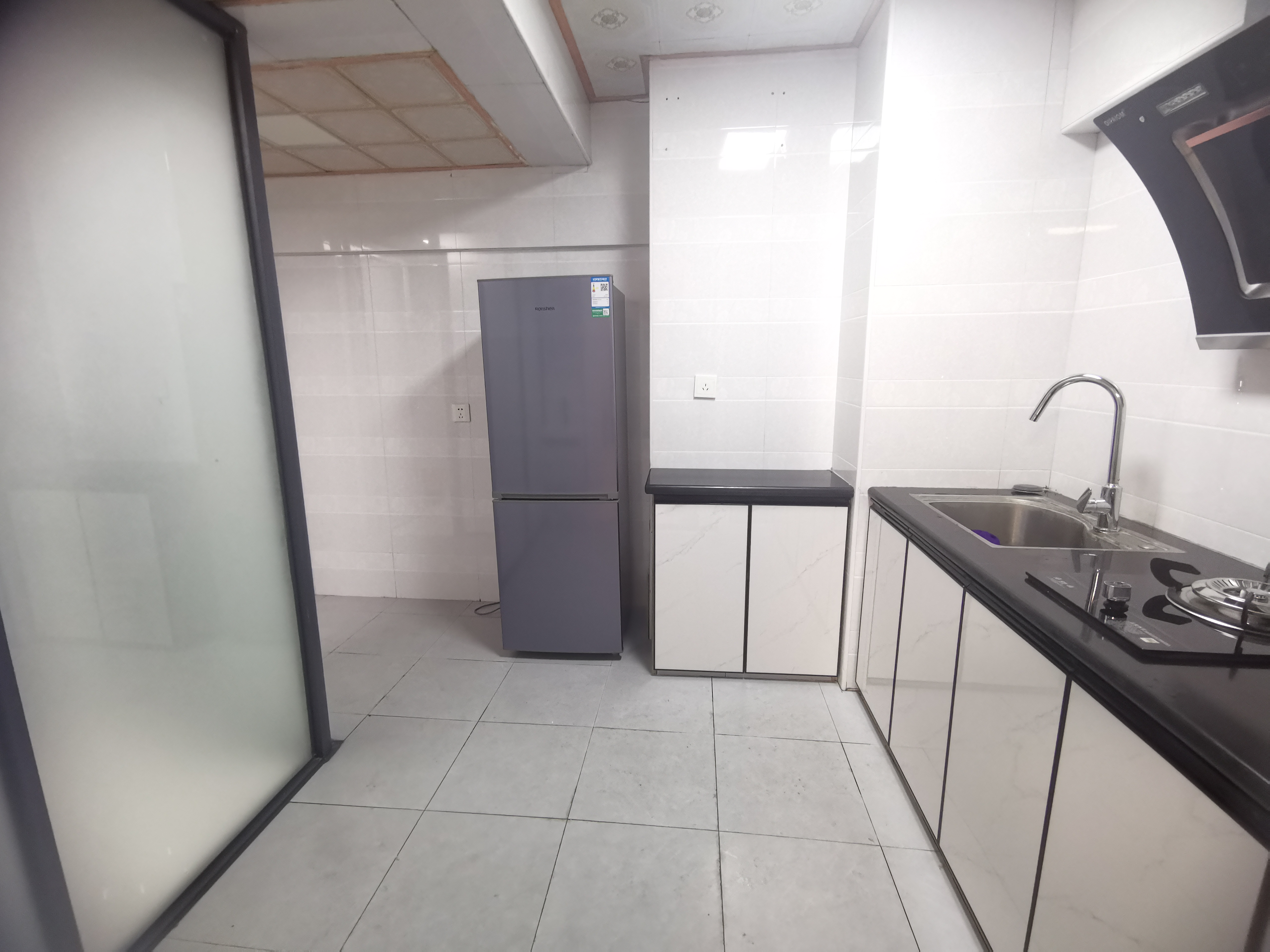 中建国际大厦  3室2厅2卫   2200.00元/月室内图