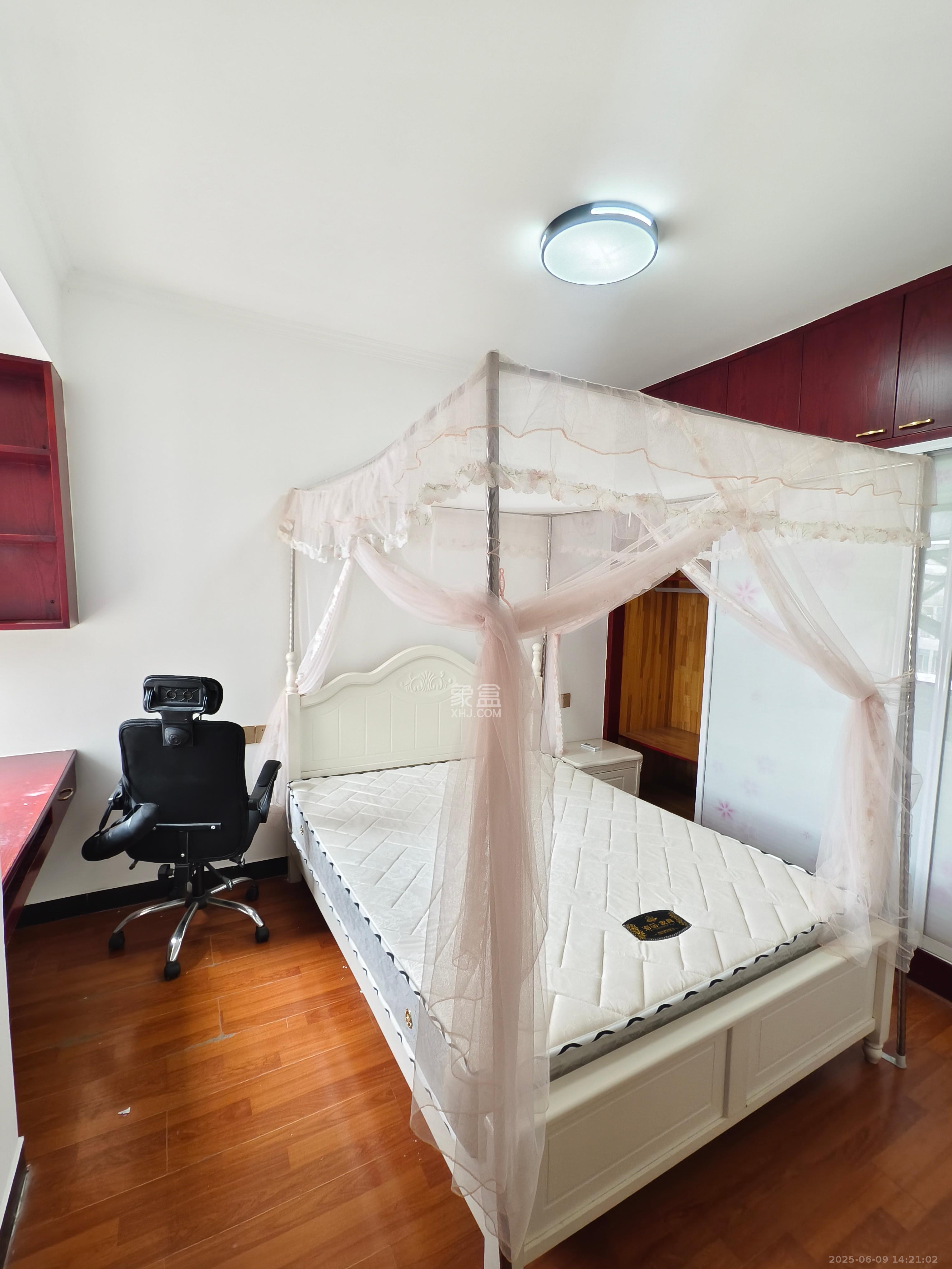 长房时代城 2室2厅1卫 2800.0元/月 长房时代城 2室2厅1卫 2800.0元/月室内图