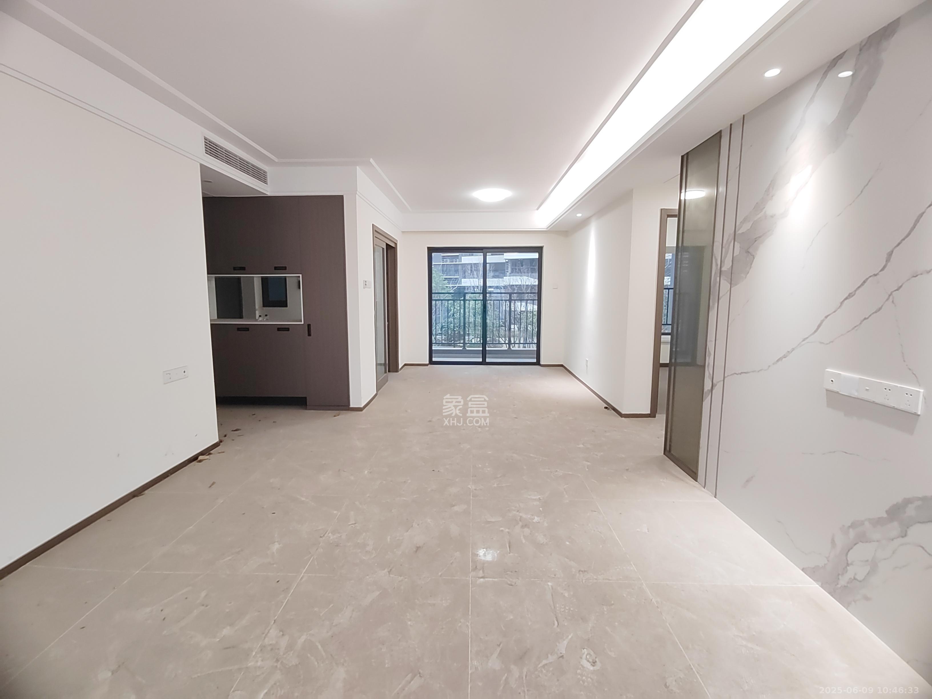 滨江府1913 4室2厅2卫 4000.0元/月 滨江府1913 4室2厅2卫 4000.0元/月室内图