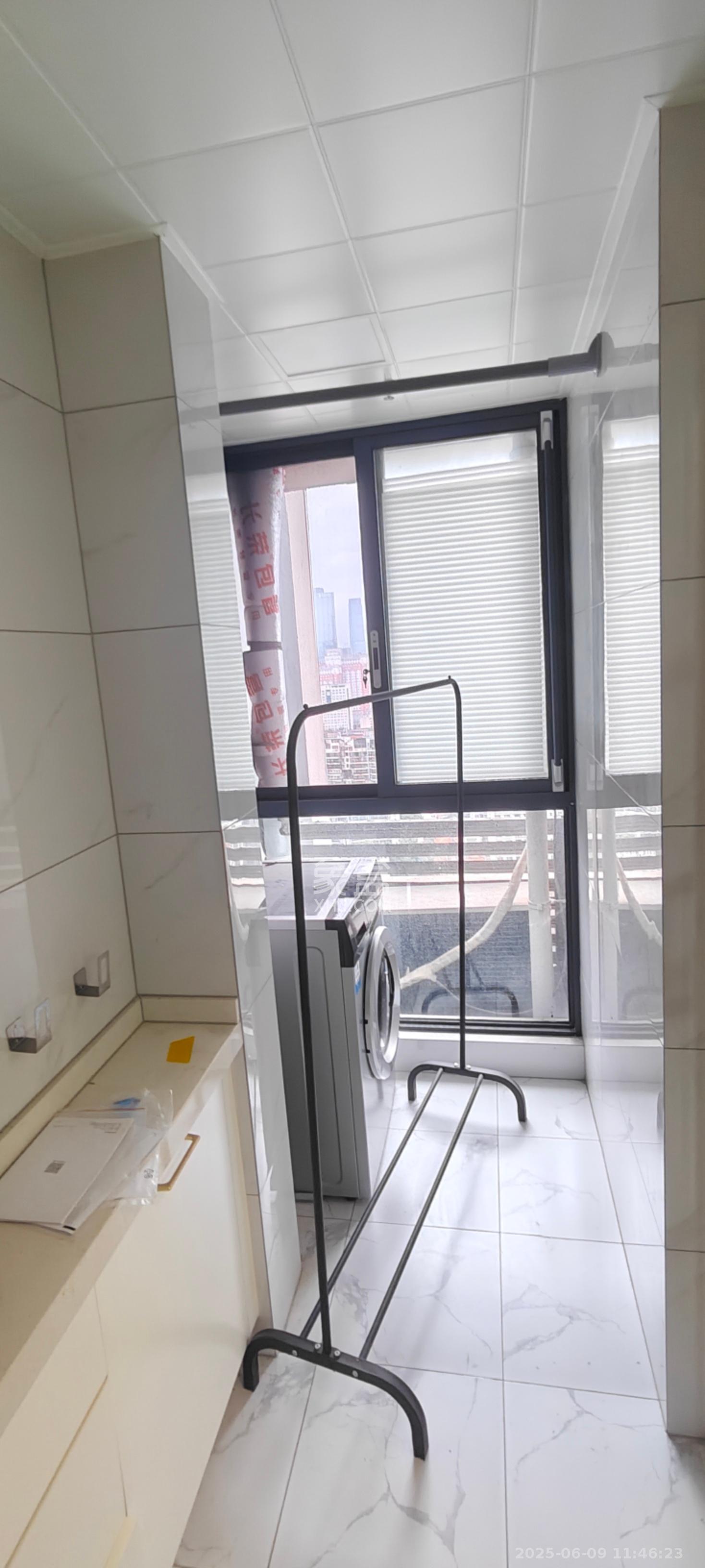 天健城 1室0厅0卫 2600.0元/月 天健城 1室0厅0卫 2600.0元/月室内图