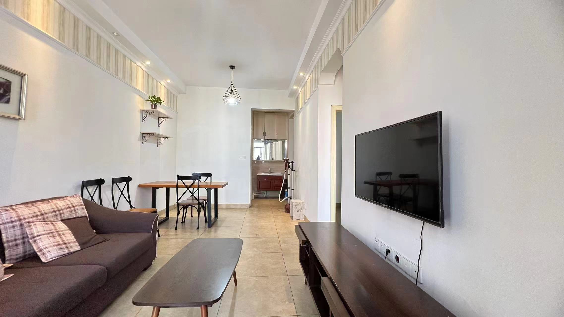 流金岁月-华晨国际 1室2厅1卫 29.8万 流金岁月-华晨国际 1室2厅1卫 29.8万室内图