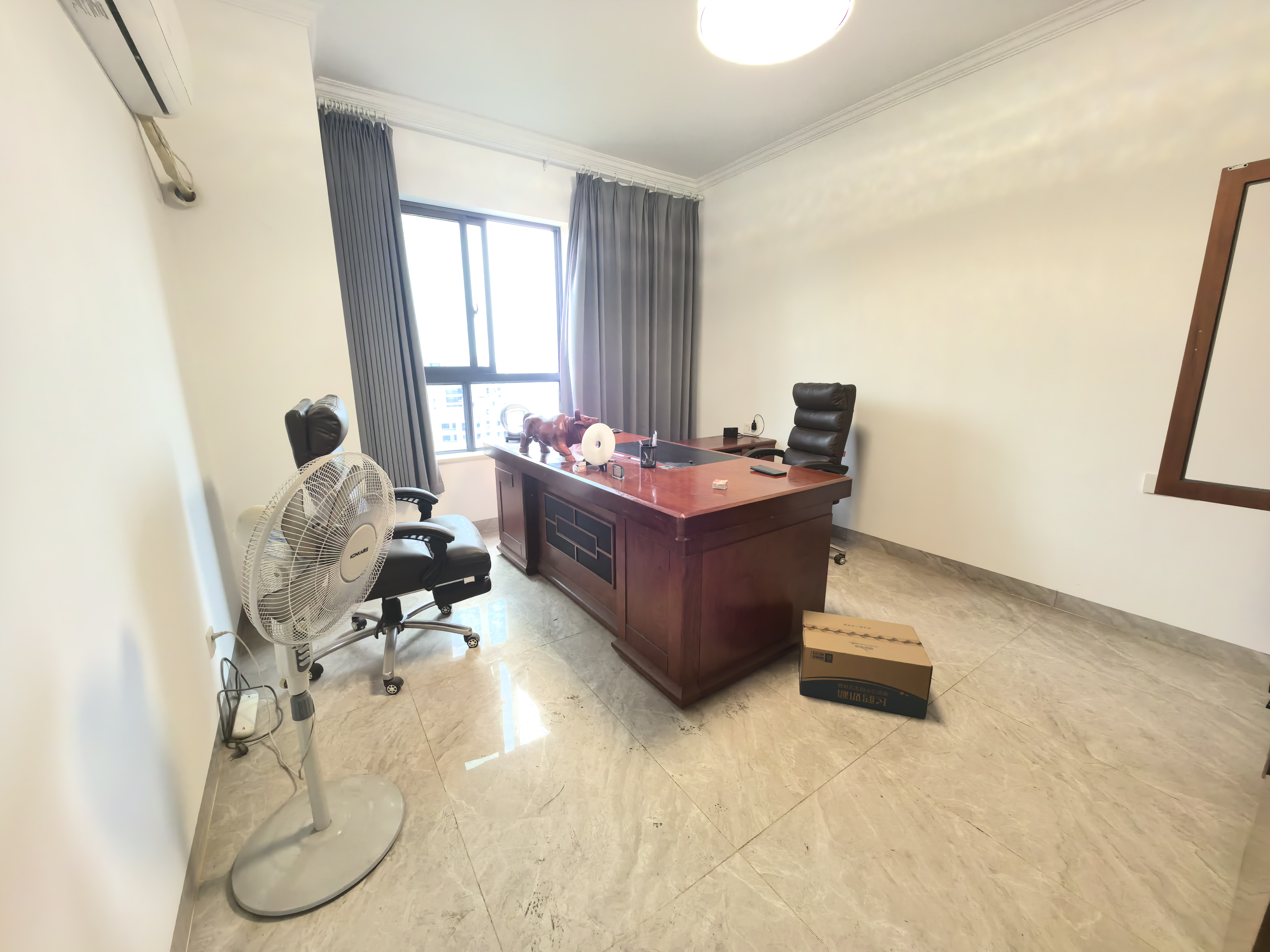 学府时代 4室2厅2卫 62.8万 学府时代 4室2厅2卫 62.8万室内图