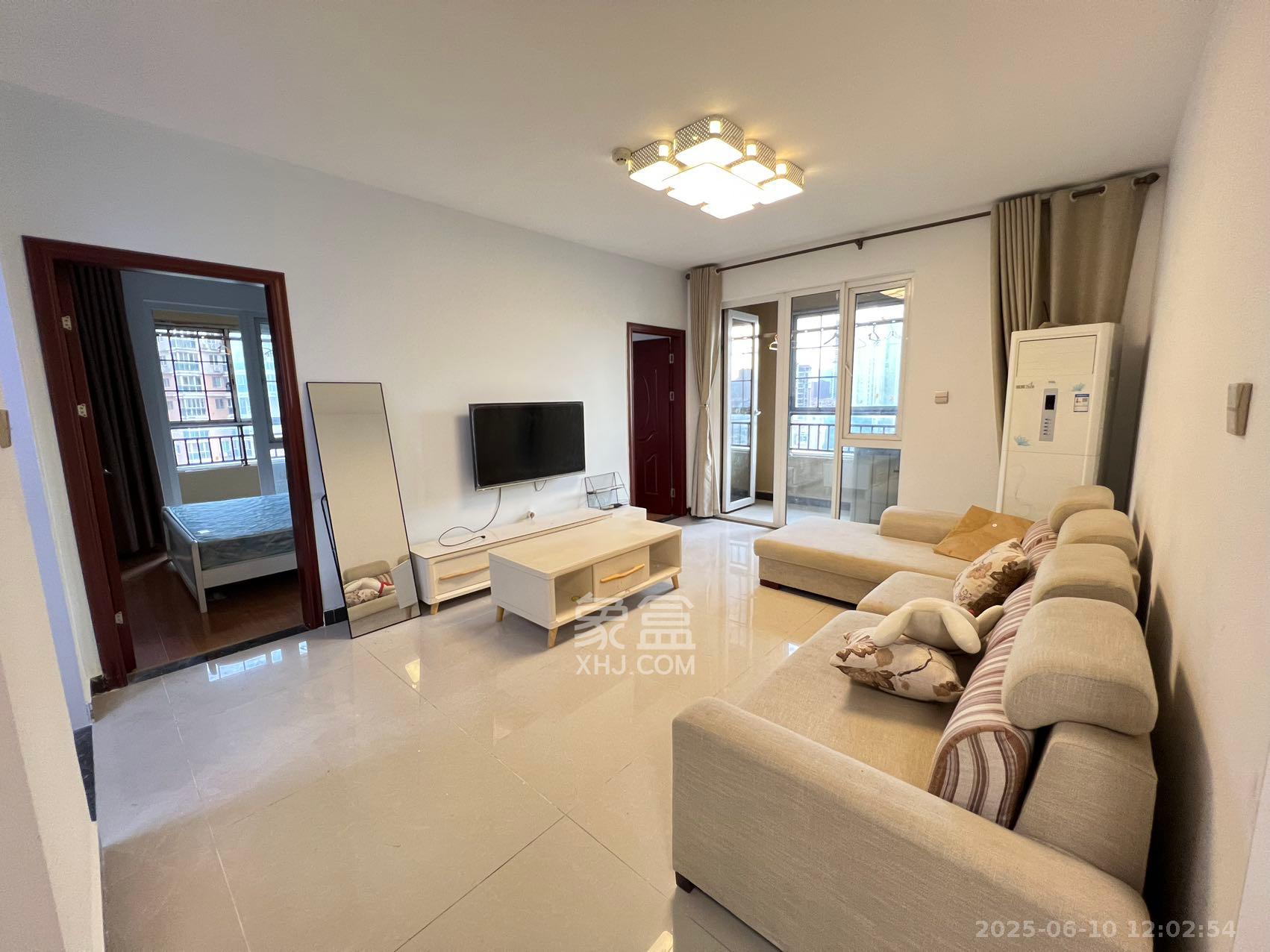 金地格林公馆 3室2厅1卫 2700.0元/月 金地格林公馆 3室2厅1卫 2700.0元/月室内图