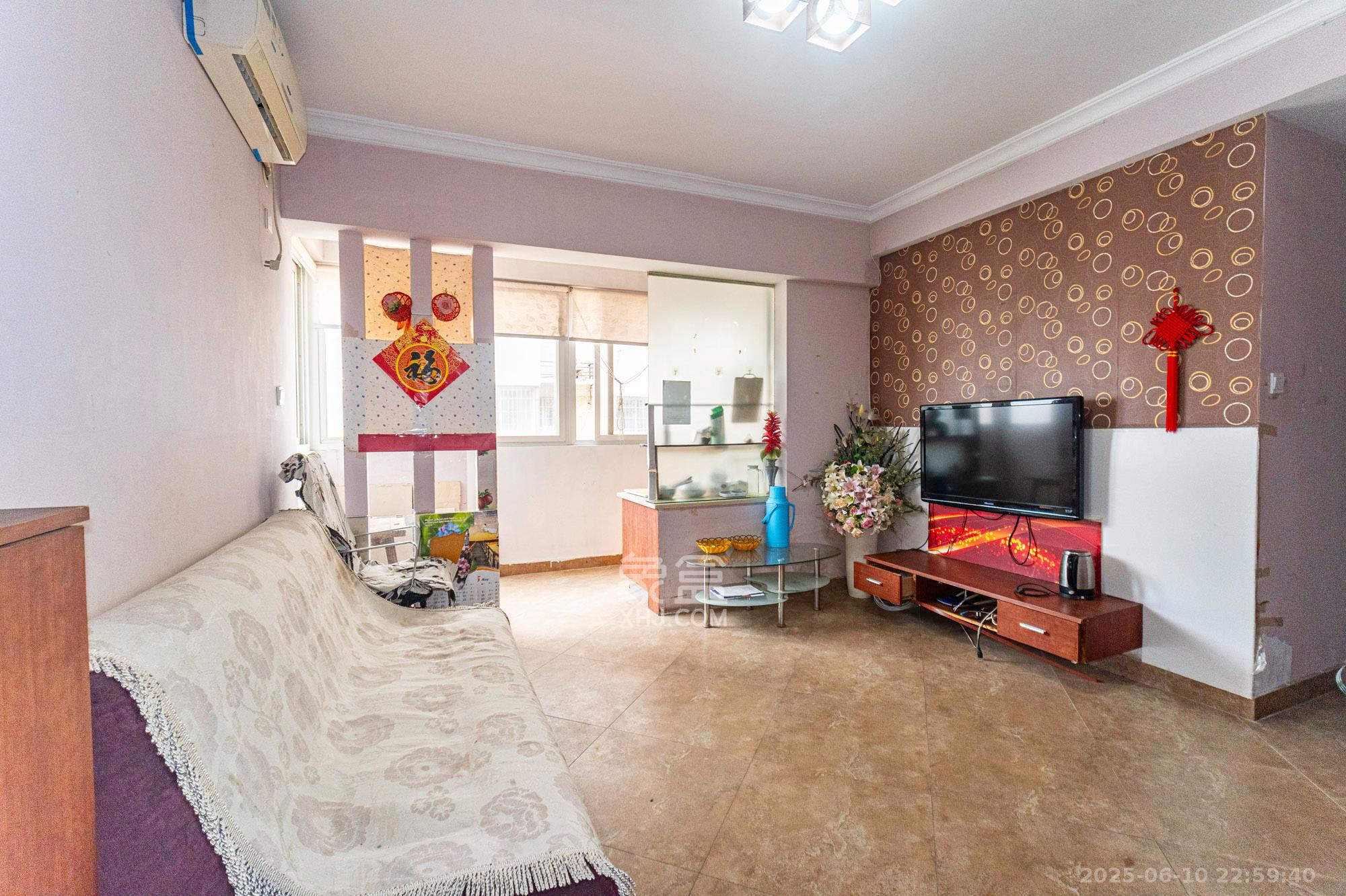 筑梦园  1室0厅0卫    28.0万 筑梦园  1室0厅0卫    28.0万客厅