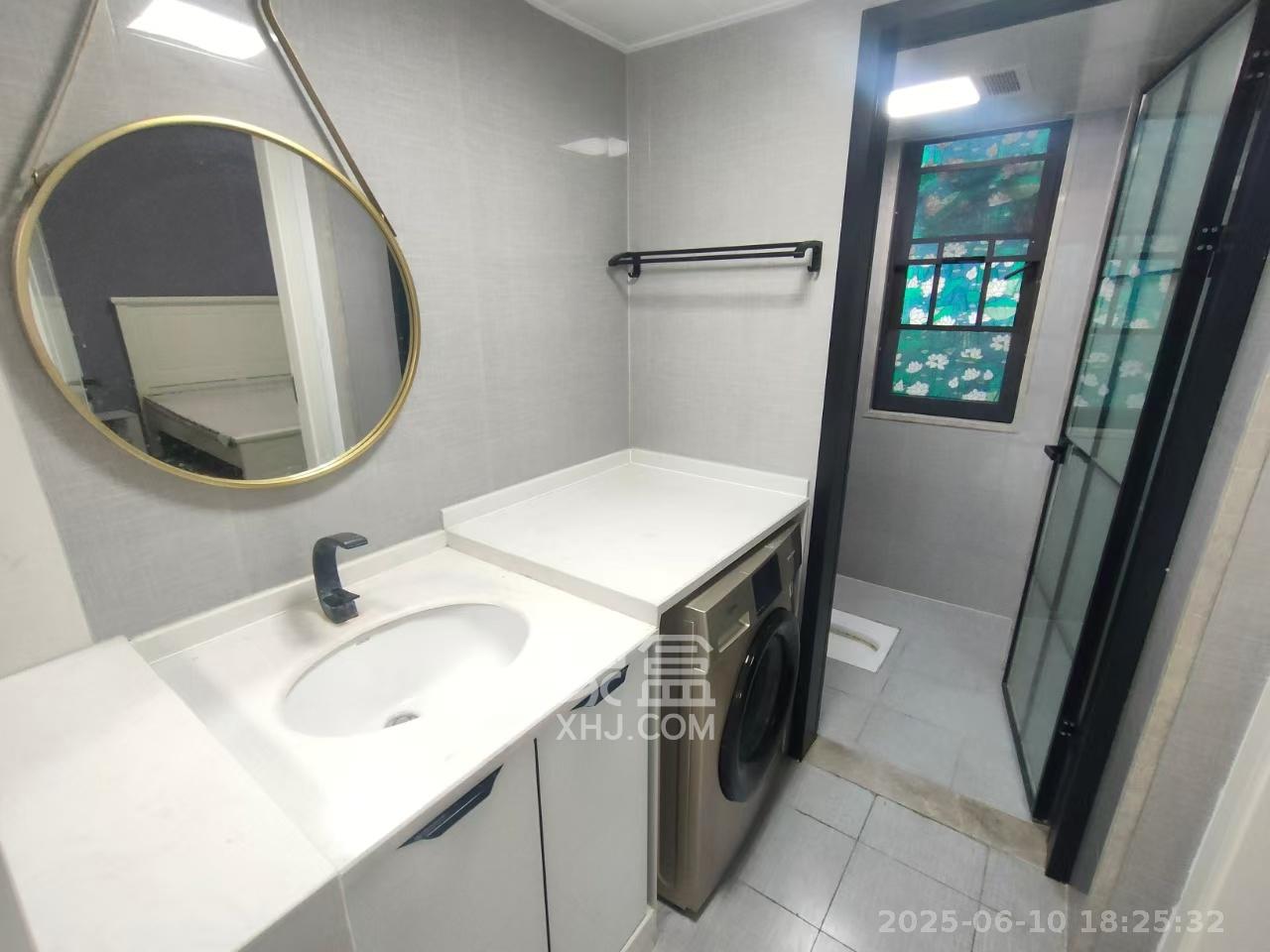 保利西海岸B区  3室2厅1卫   3200.00元/月室内图