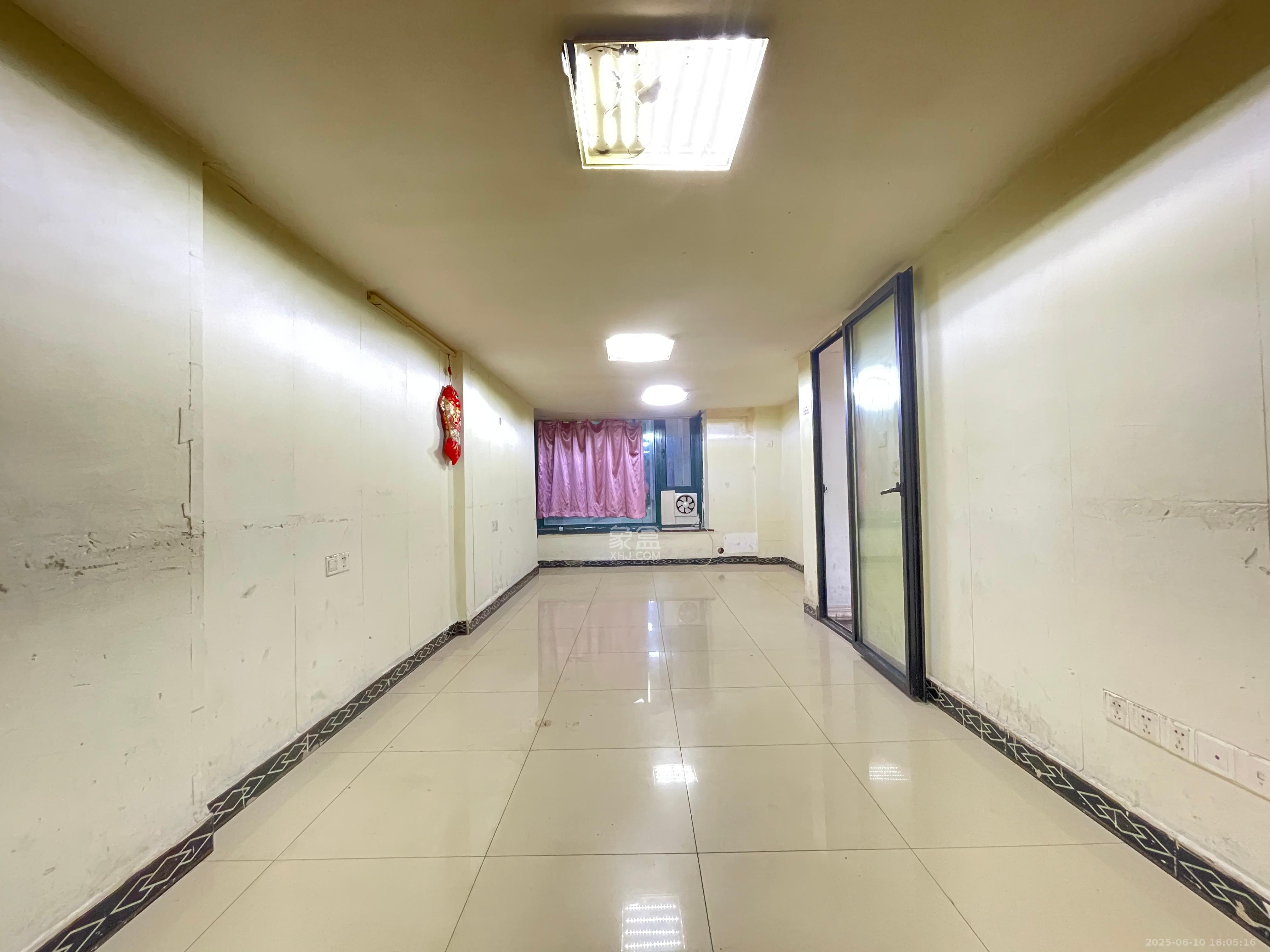 恒大名都 3室2厅2卫 2700.0元/月 恒大名都 3室2厅2卫 2700.0元/月室内图