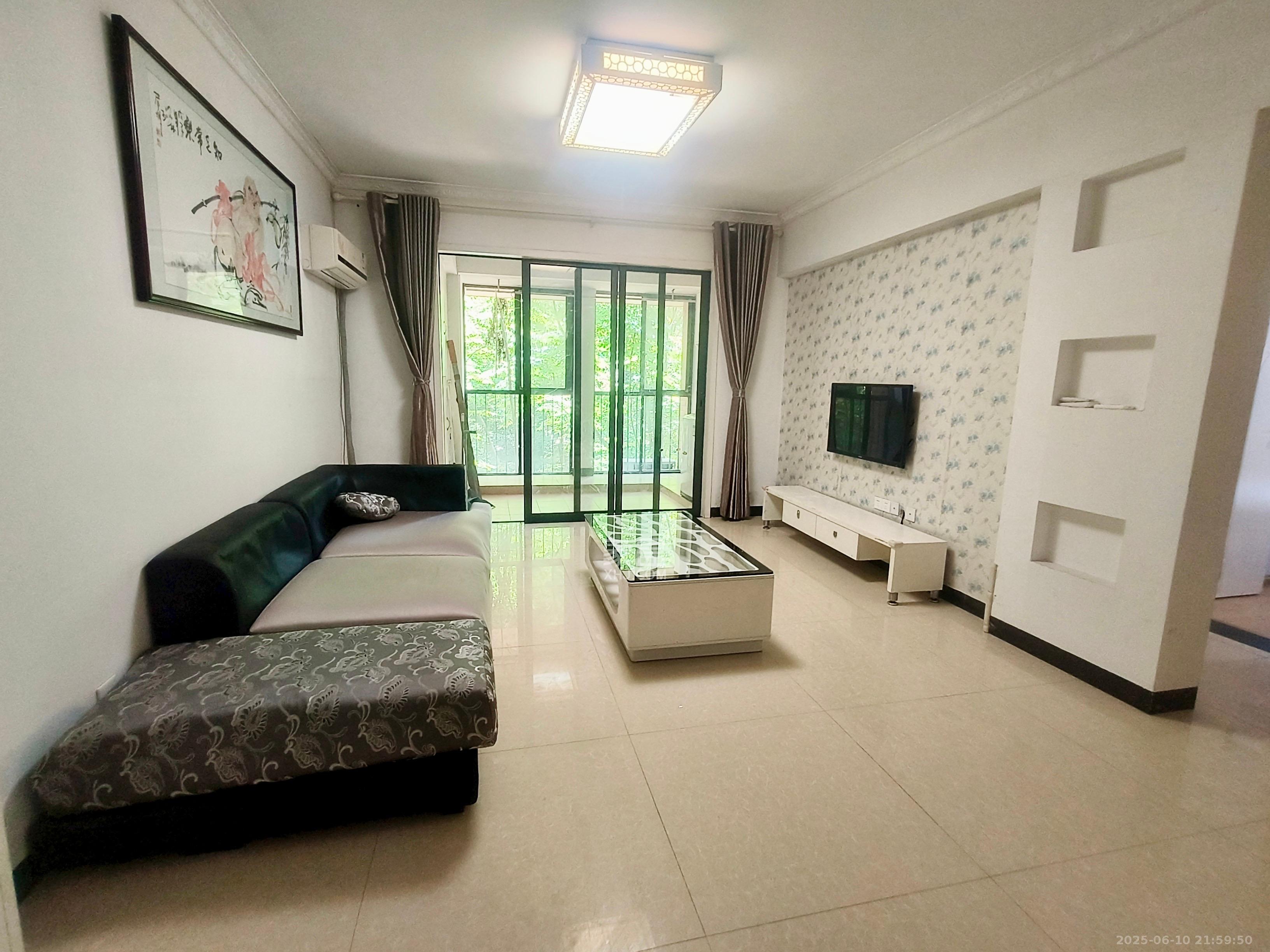 华润凤凰城二期 3室2厅1卫 1650.0元/月 华润凤凰城二期 3室2厅1卫 1650.0元/月室内图