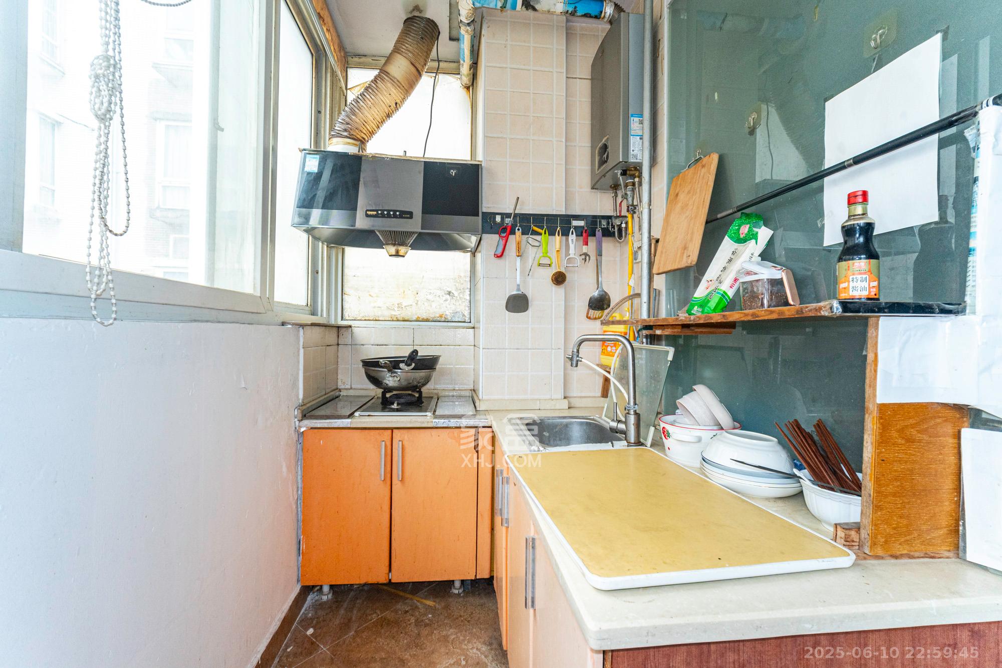 筑梦园  1室0厅0卫    28.0万 筑梦园  1室0厅0卫    28.0万厨房