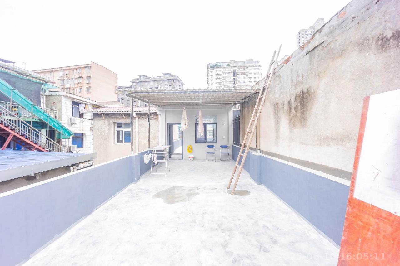 宝塔山私房散盘 1室1厅1卫 1600.0元/月 宝塔山私房散盘 1室1厅1卫 1600.0元/月室内图