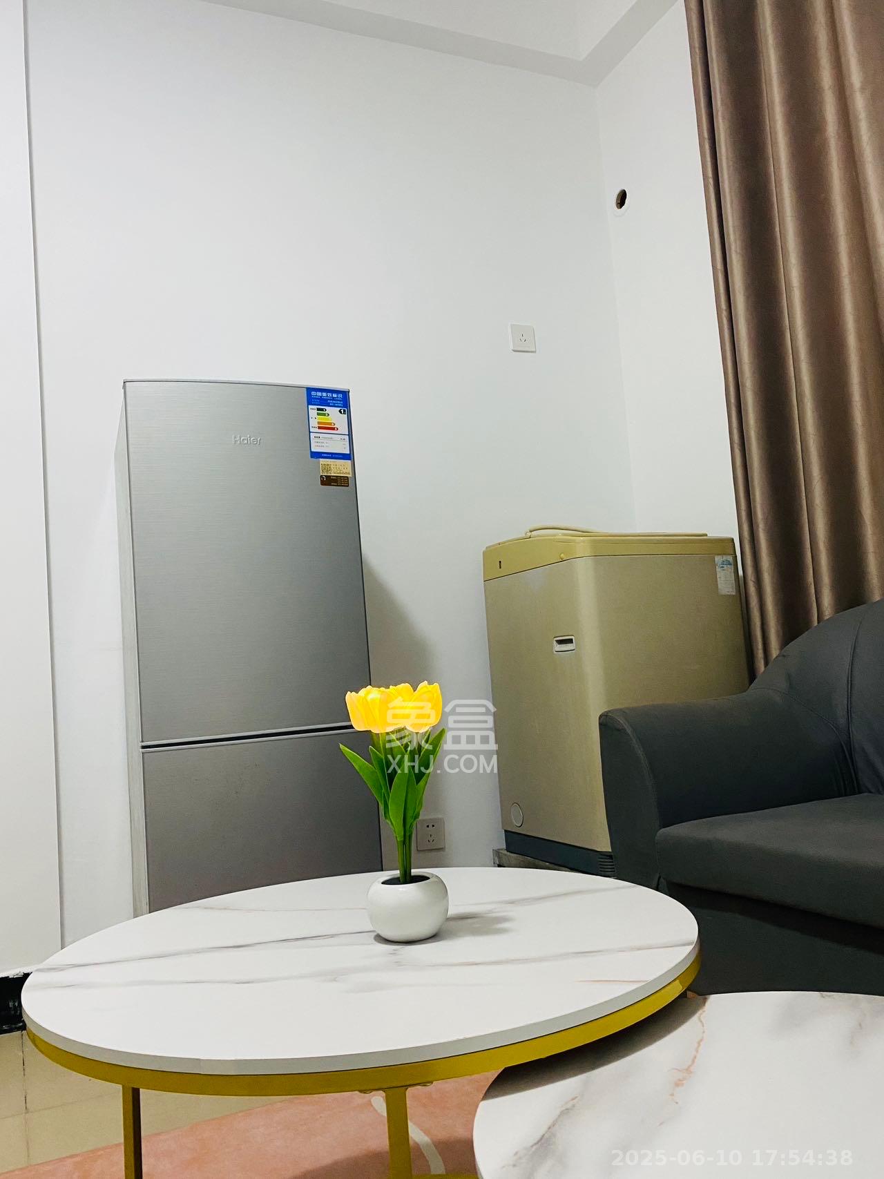 北冲尾  1室1厅1卫    1300.0元/月室内图