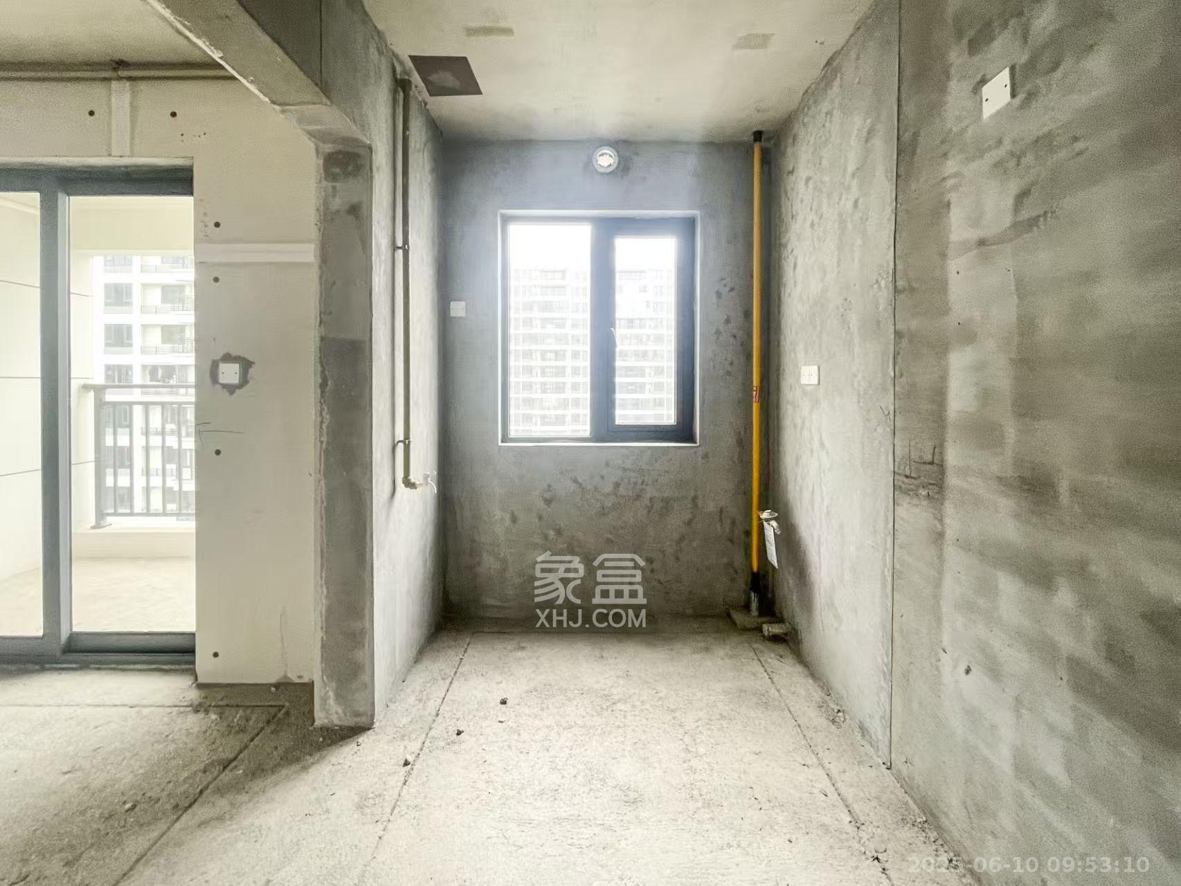 长沙北中心保利时代B区 4室2厅2卫 1500.0元/月 长沙北中心保利时代B区 4室2厅2卫 1500.0元/月室内图