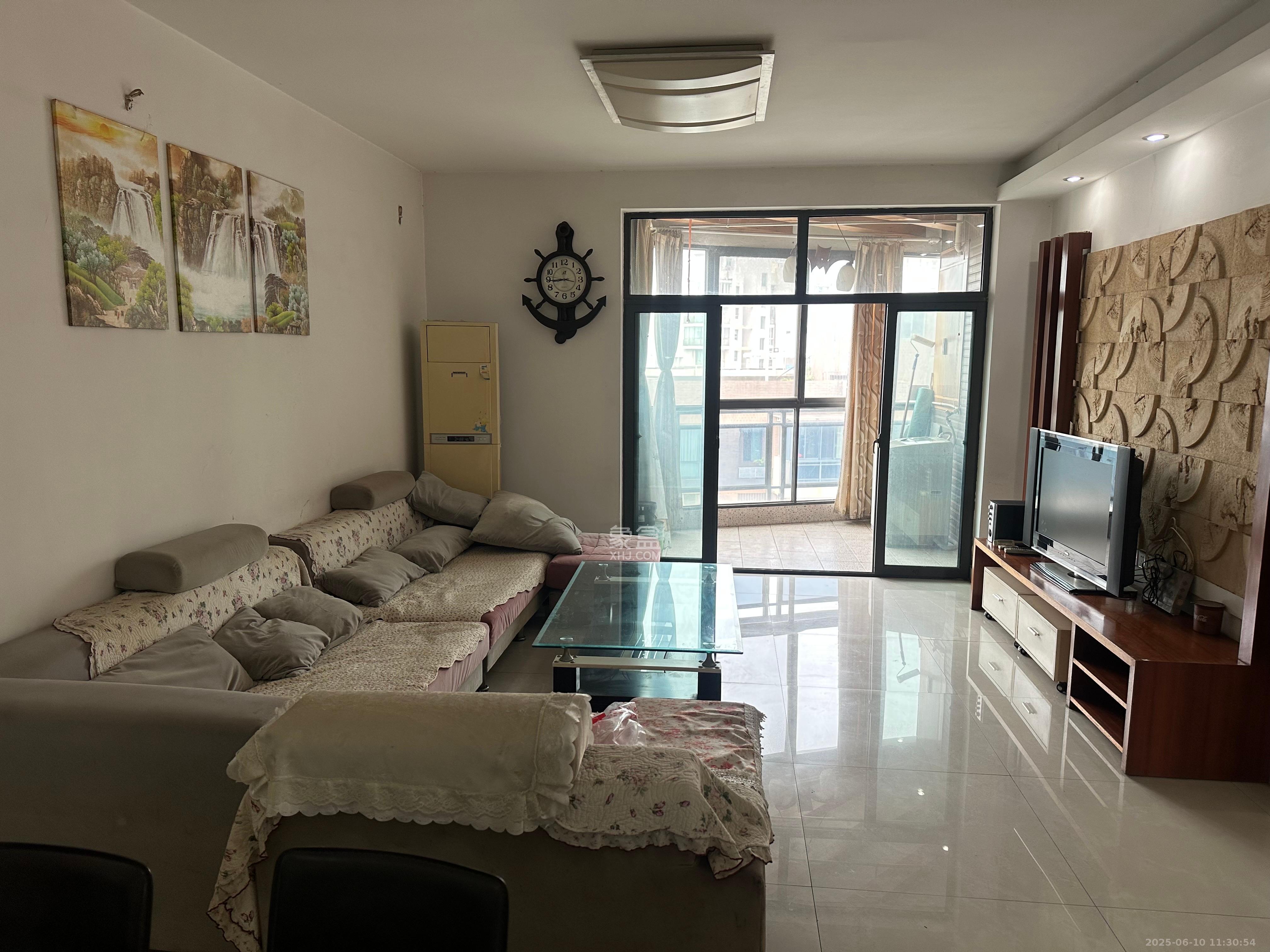 仁和香堤雅境 3室2厅2卫 2900.0元/月 仁和香堤雅境 3室2厅2卫 2900.0元/月室内图