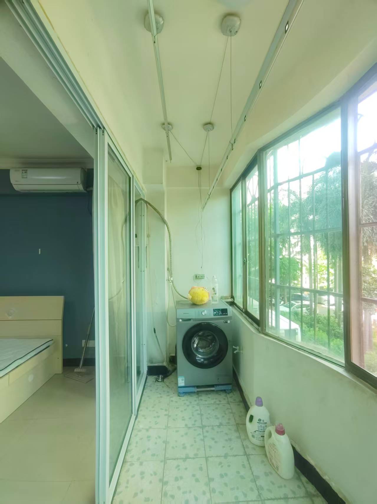 华贸大厦(华贸花苑) 1室1厅1卫 1500.0元/月 华贸大厦(华贸花苑) 1室1厅1卫 1500.0元/月室内图