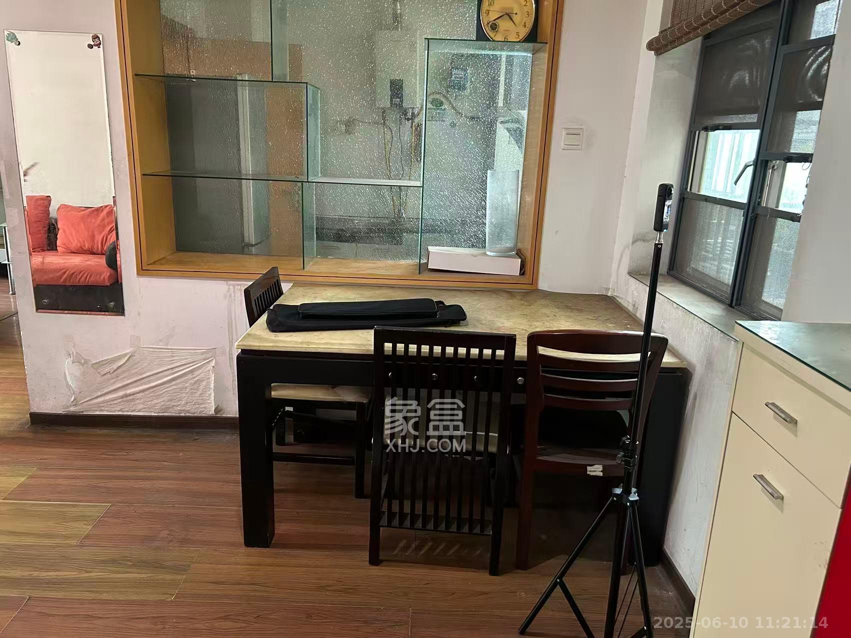 雍景园  2室2厅1卫    2500.0元/月室内图