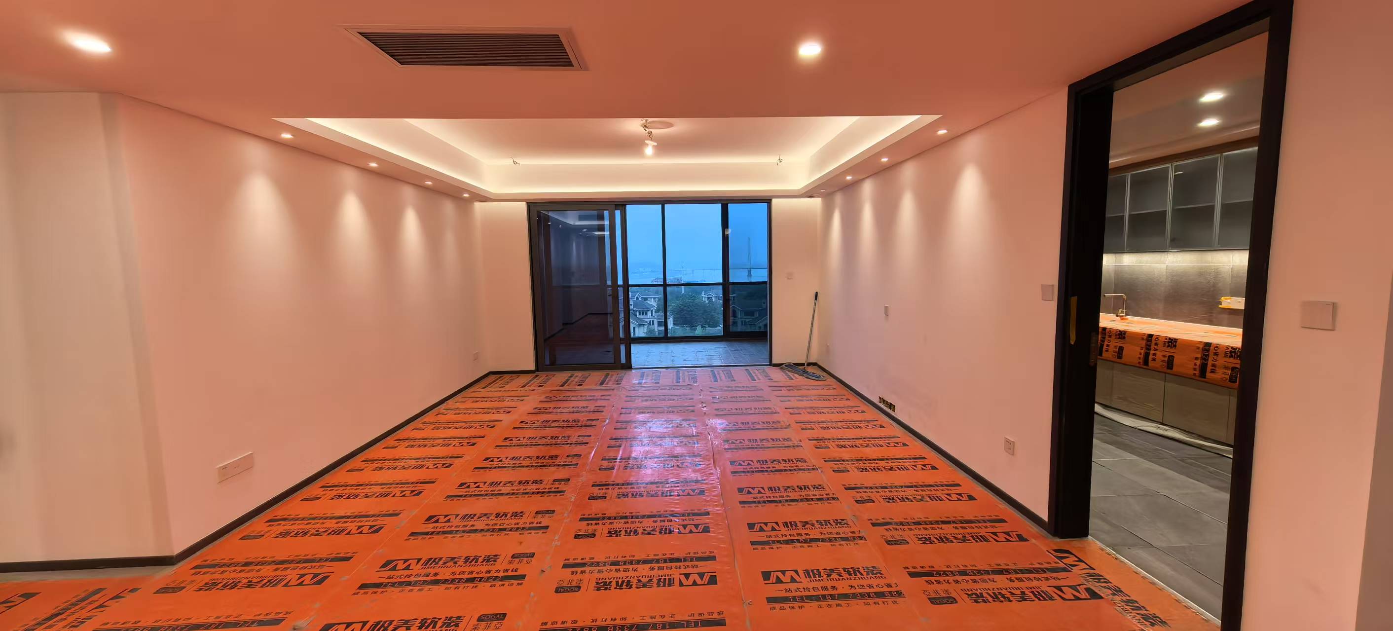 晋合湘水湾六期  5室3厅4卫    388.0万 晋合湘水湾六期  5室3厅4卫    388.0万室内图