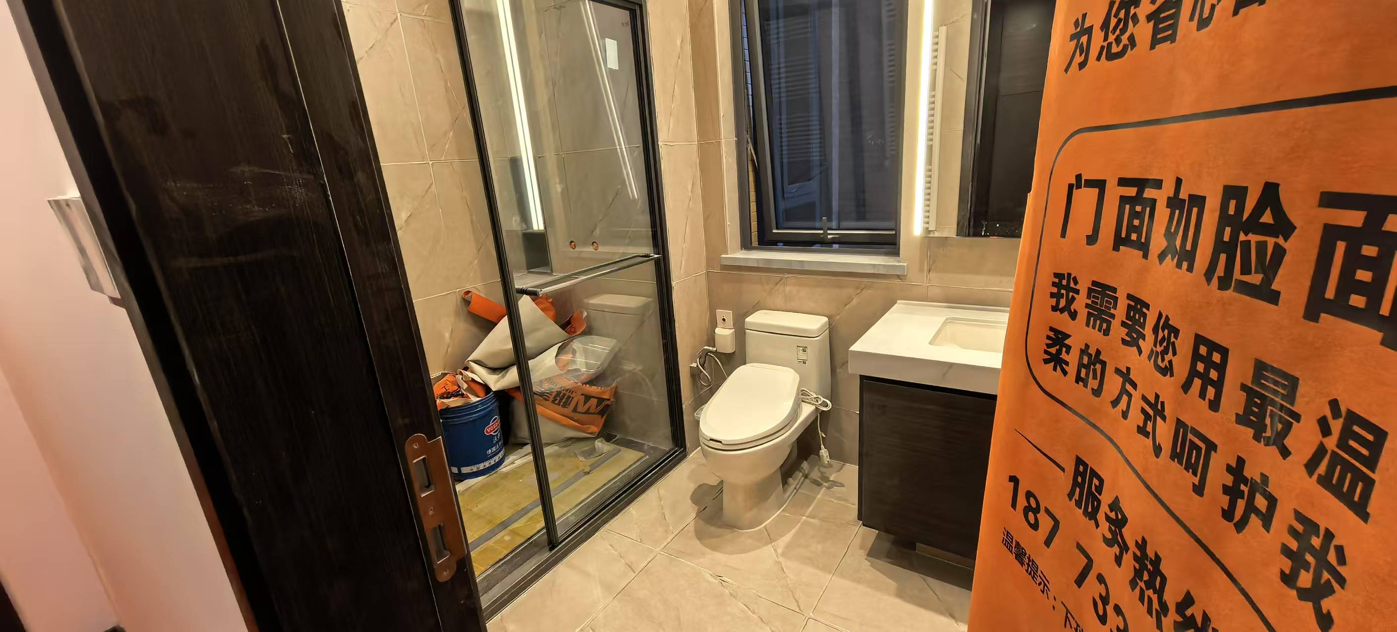 晋合湘水湾六期  5室3厅4卫    388.0万 晋合湘水湾六期  5室3厅4卫    388.0万室内图