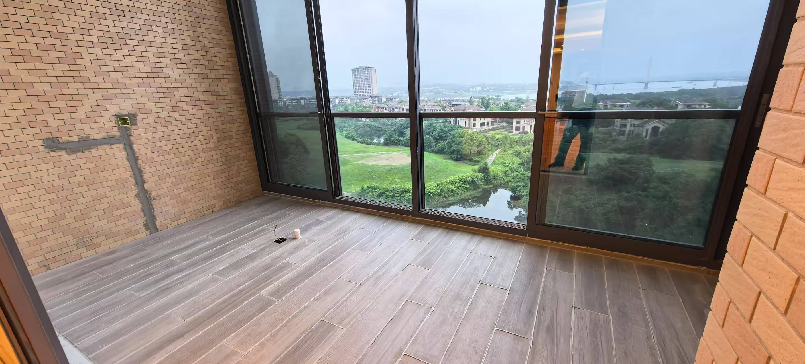 晋合湘水湾六期  5室3厅4卫    388.0万 晋合湘水湾六期  5室3厅4卫    388.0万室内图