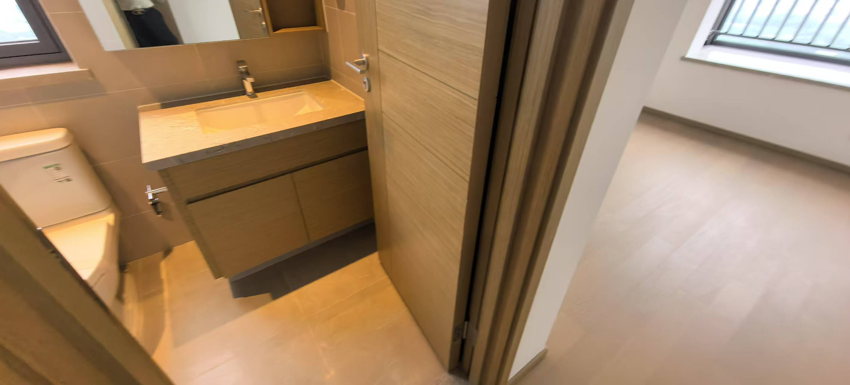 晋合湘水湾七期 4室2厅2卫 102.0万 晋合湘水湾七期 4室2厅2卫 102.0万室内图