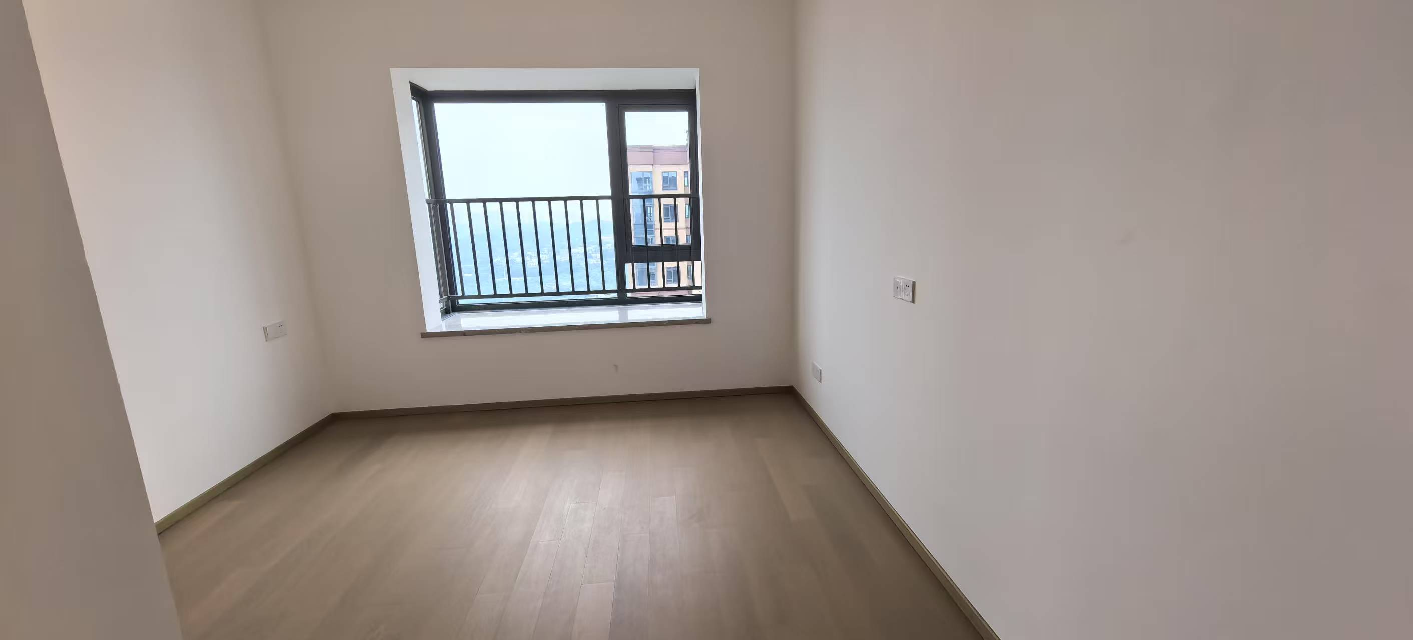 晋合湘水湾七期 4室2厅2卫 102.0万 晋合湘水湾七期 4室2厅2卫 102.0万室内图