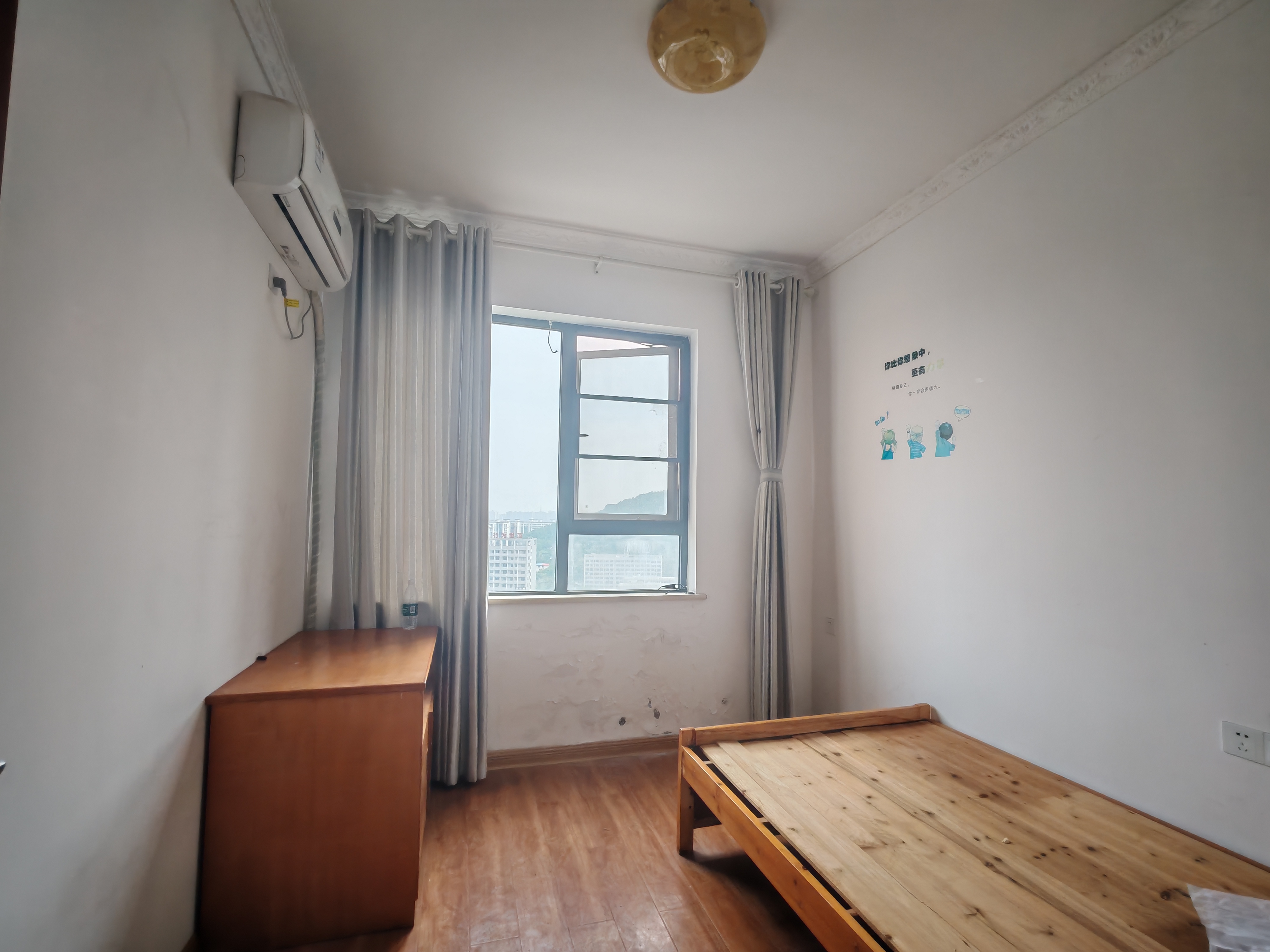 百弘学府城 3室2厅2卫 2000.0元/月 百弘学府城 3室2厅2卫 2000.0元/月室内图