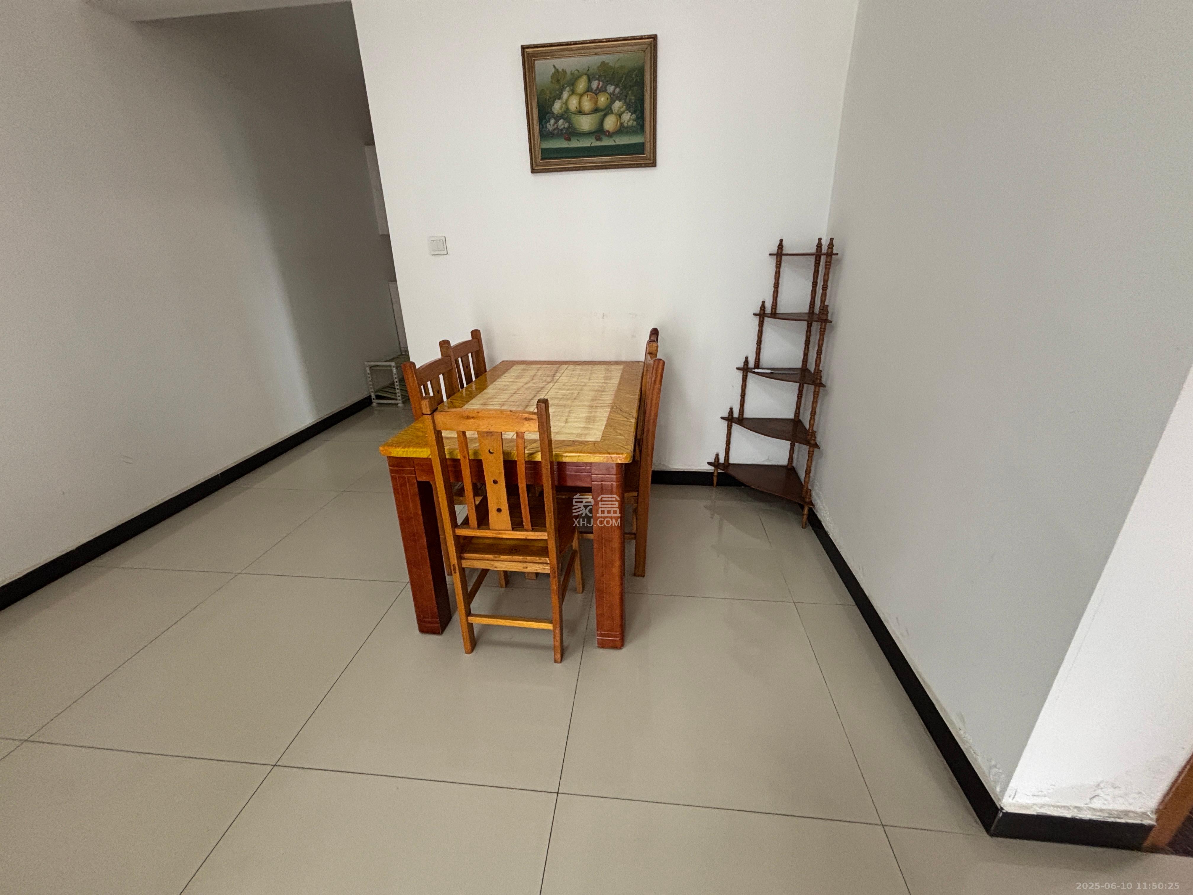 光明城市(星辰青年城) 3室2厅1卫 2300.0元/月 光明城市(星辰青年城) 3室2厅1卫 2300.0元/月室内图