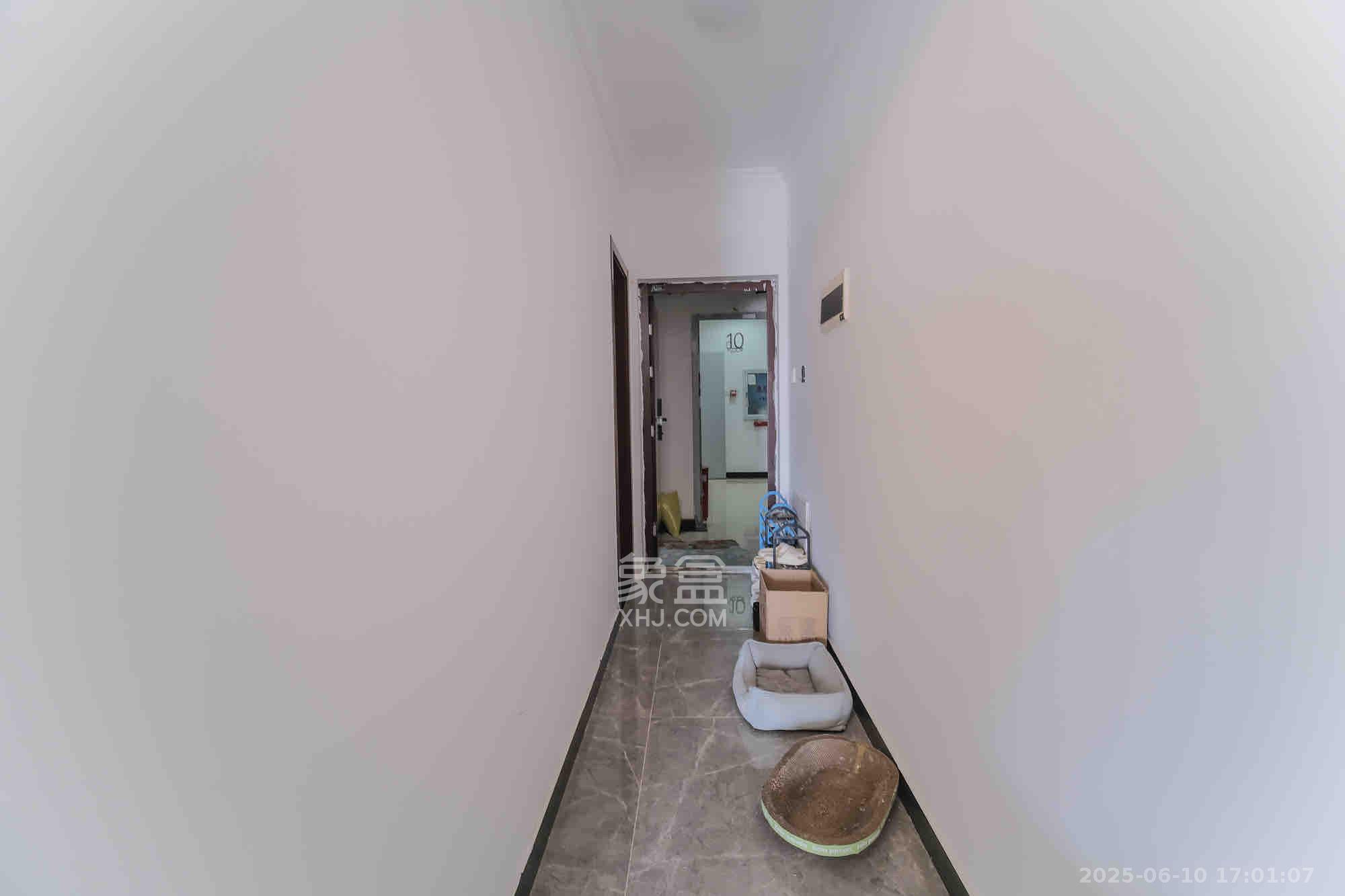 和悦城(蟠龙景苑) 3室2厅1卫 1600.0元/月 和悦城(蟠龙景苑) 3室2厅1卫 1600.0元/月室内图