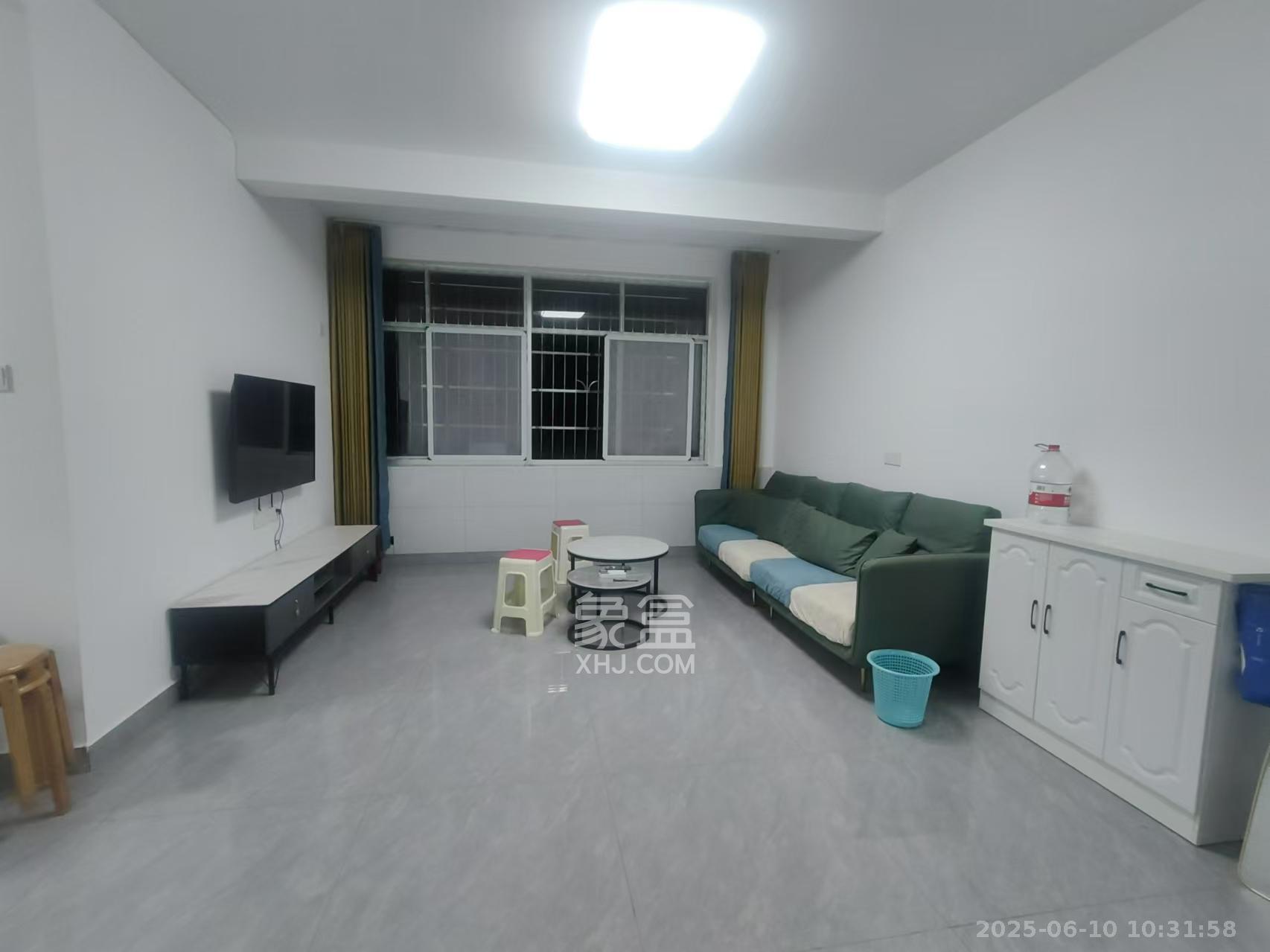 泉水塘小区  3室2厅1卫    2000.0元/月小区图